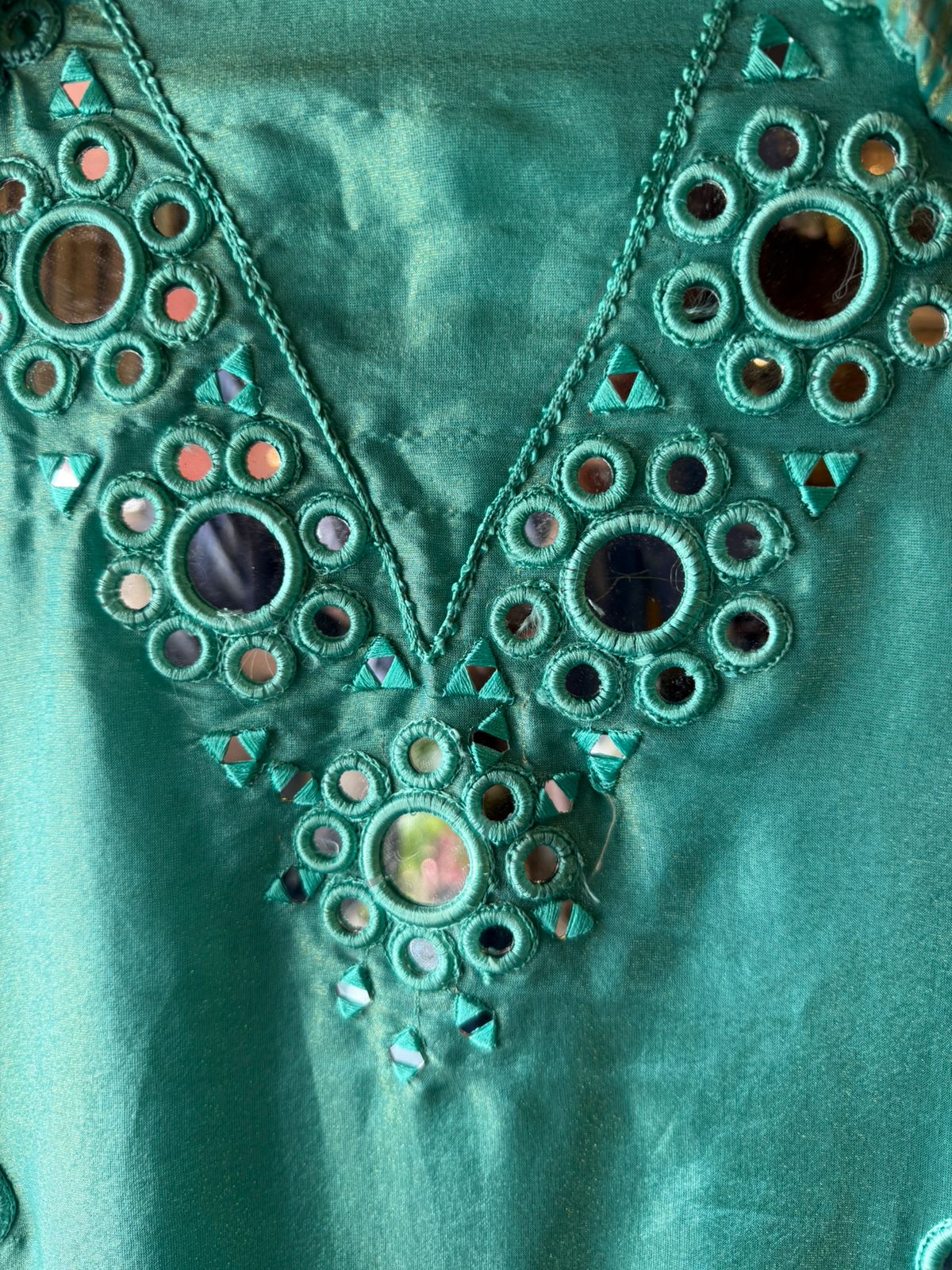 Shimmer tissue unstitched Suits