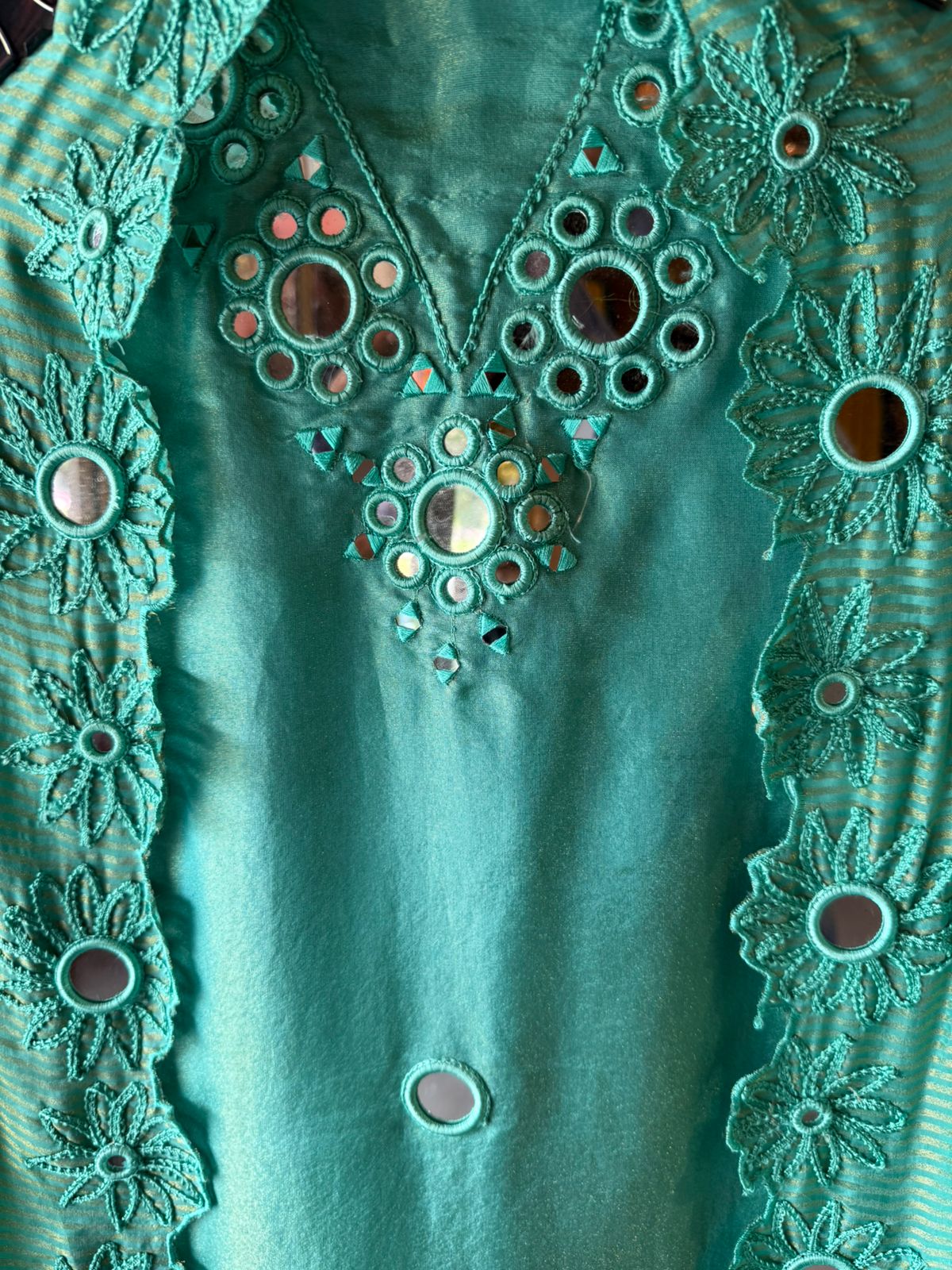 Shimmer tissue unstitched Suits