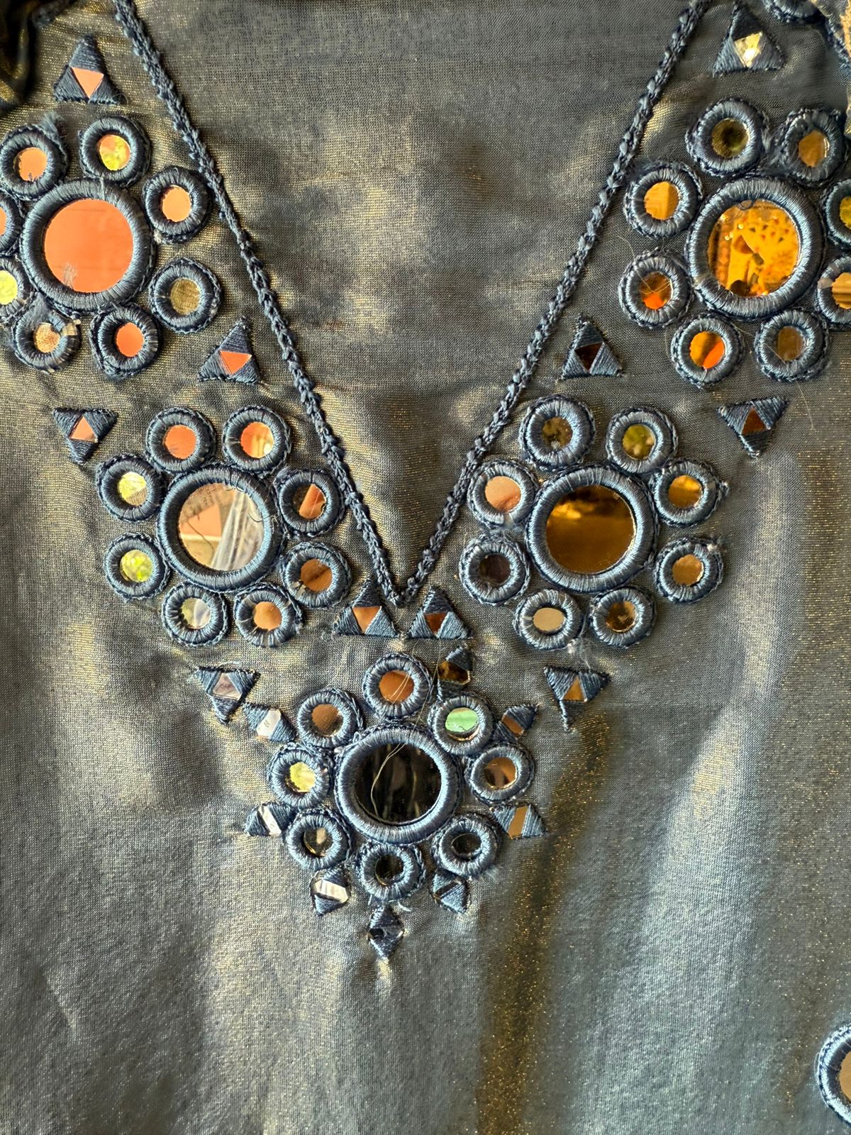 Shimmer tissue unstitched Suits