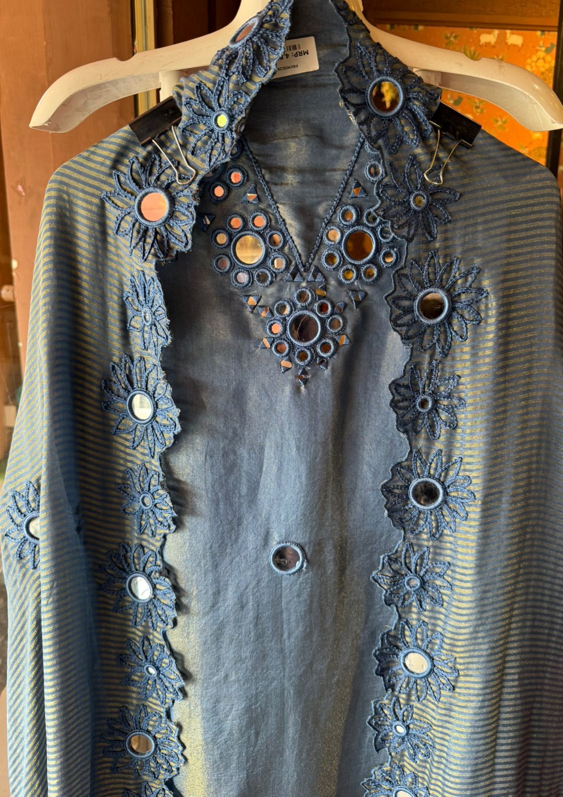 Shimmer tissue unstitched Suits