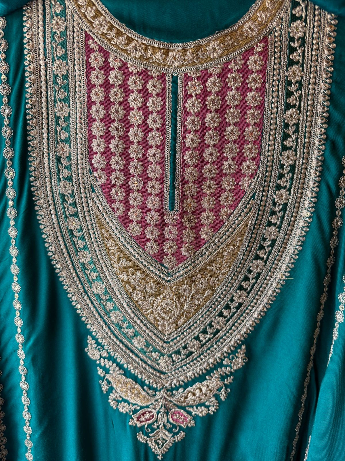 elegance and richness pashmina Suits