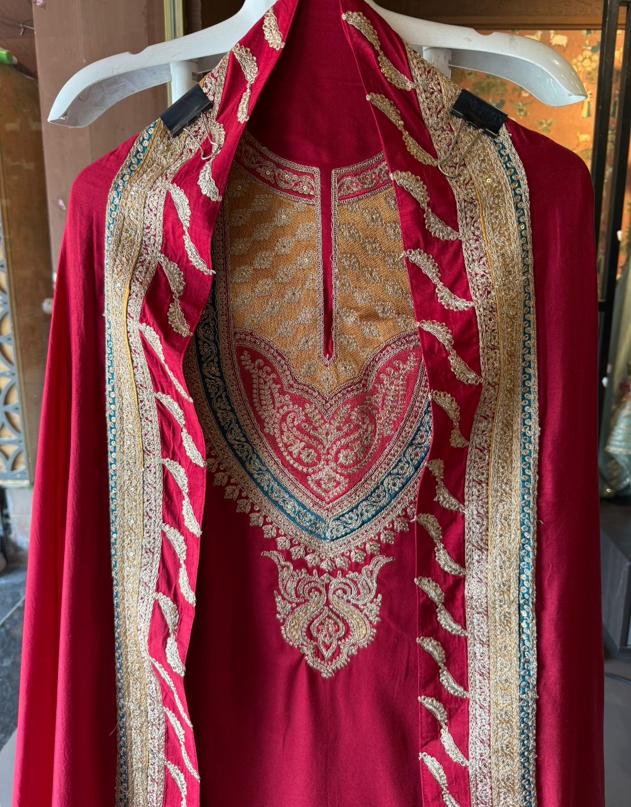 elegance and richness pashmina Suits