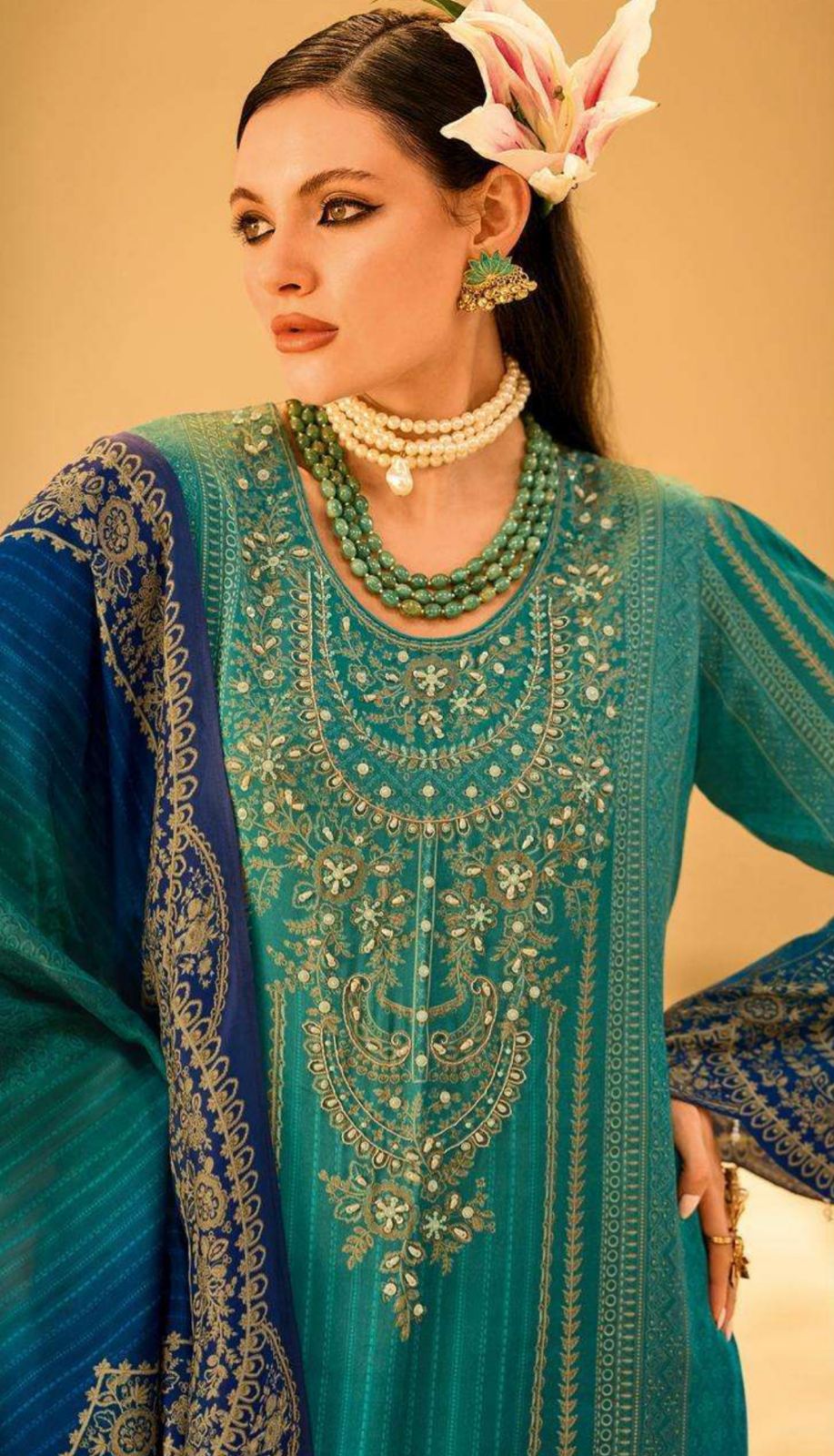 Viscose pashmina digitally printed