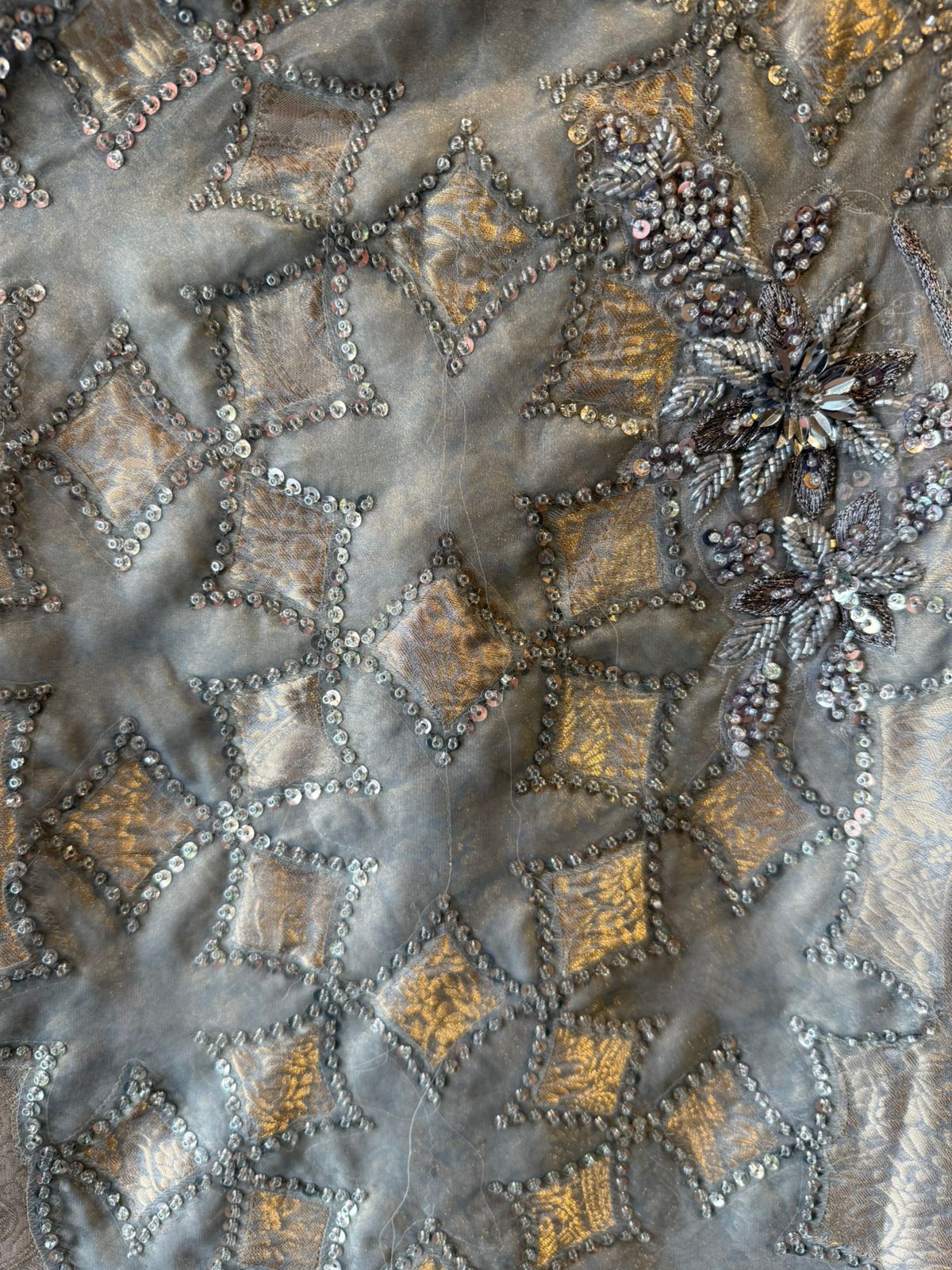 new designer wear Unstitched suit