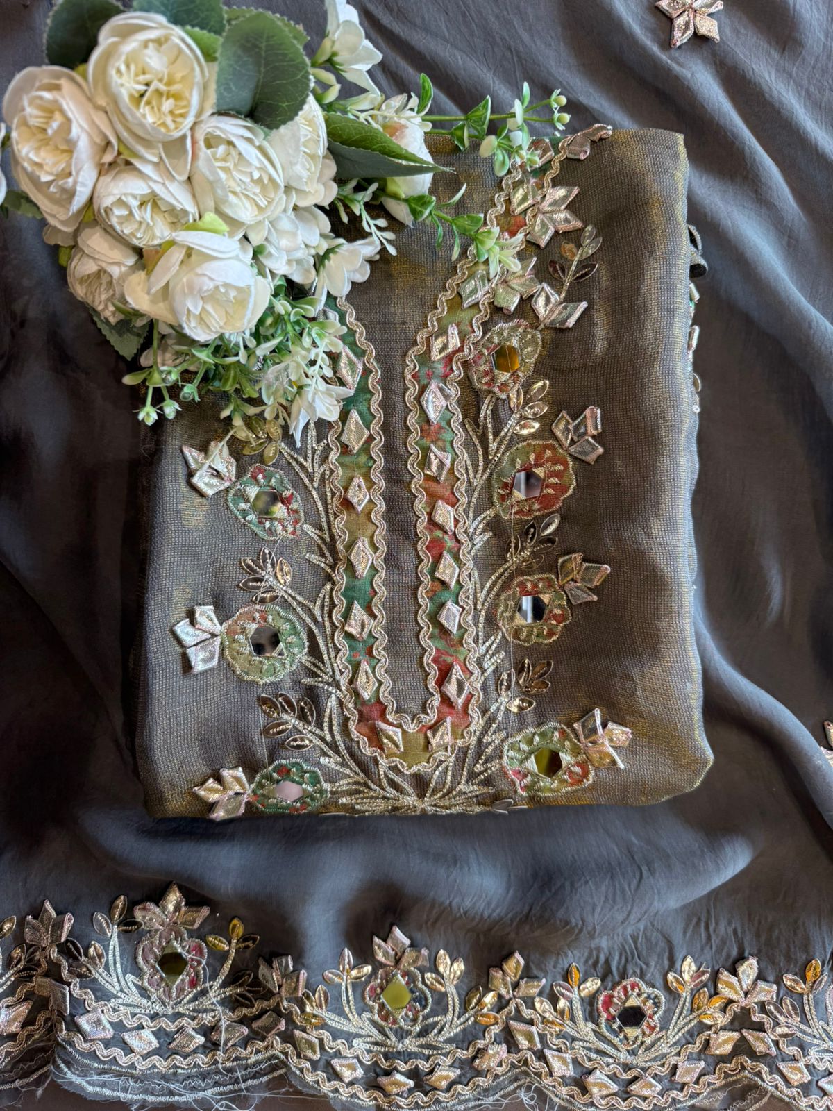 Traditional ethnic suit