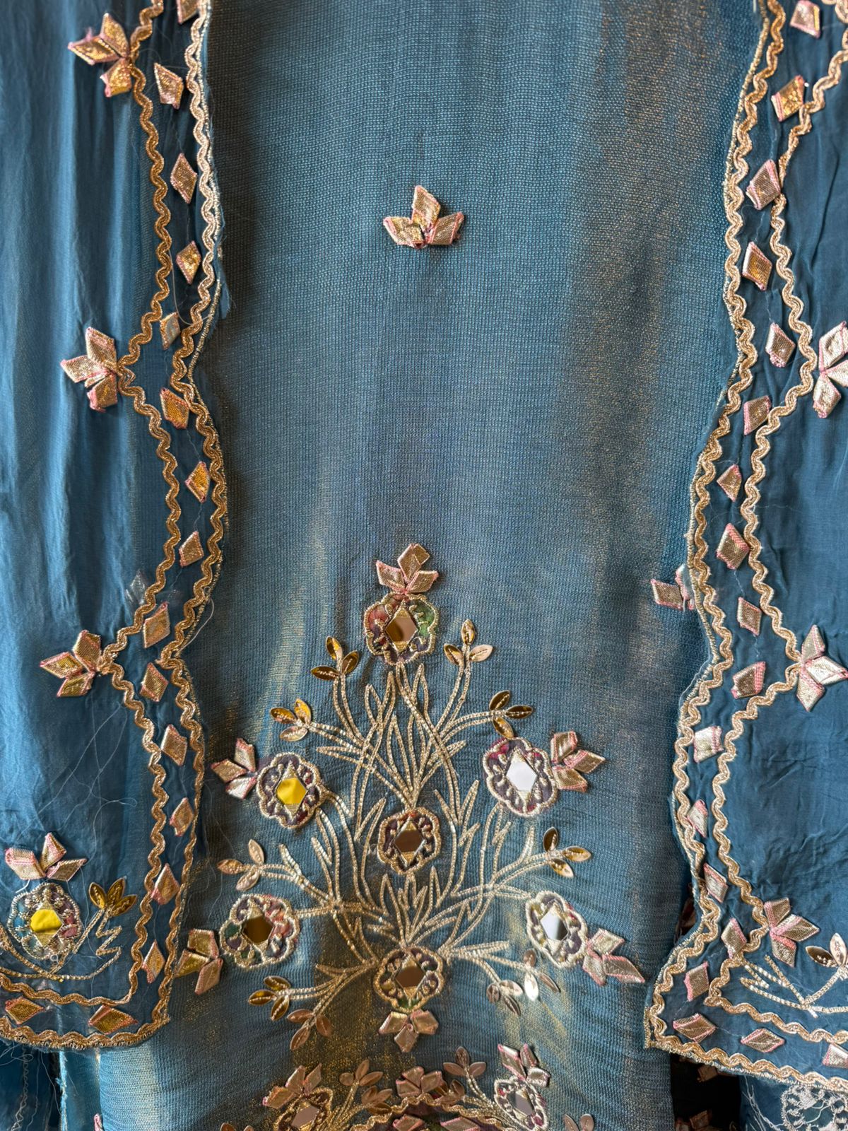 Traditional ethnic suit