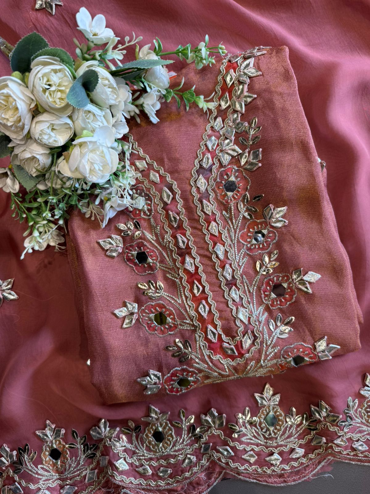 Traditional ethnic suit