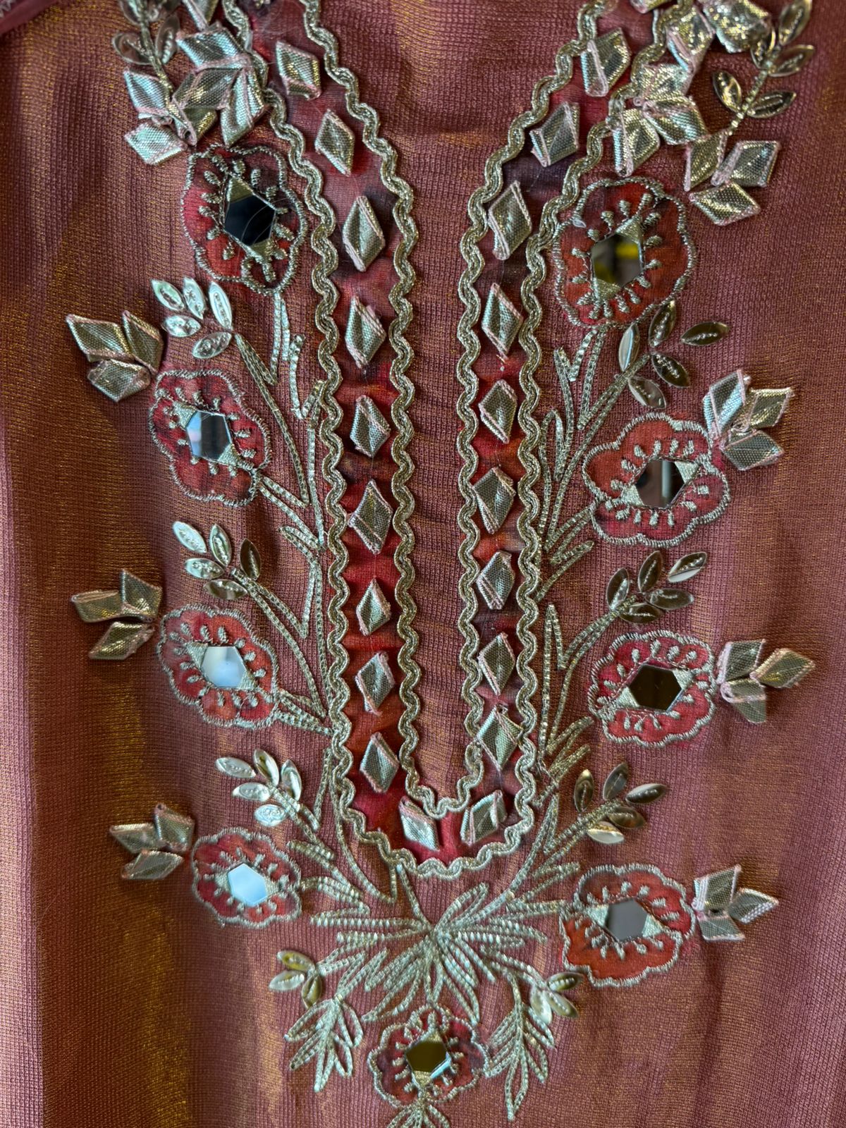 Traditional ethnic suit