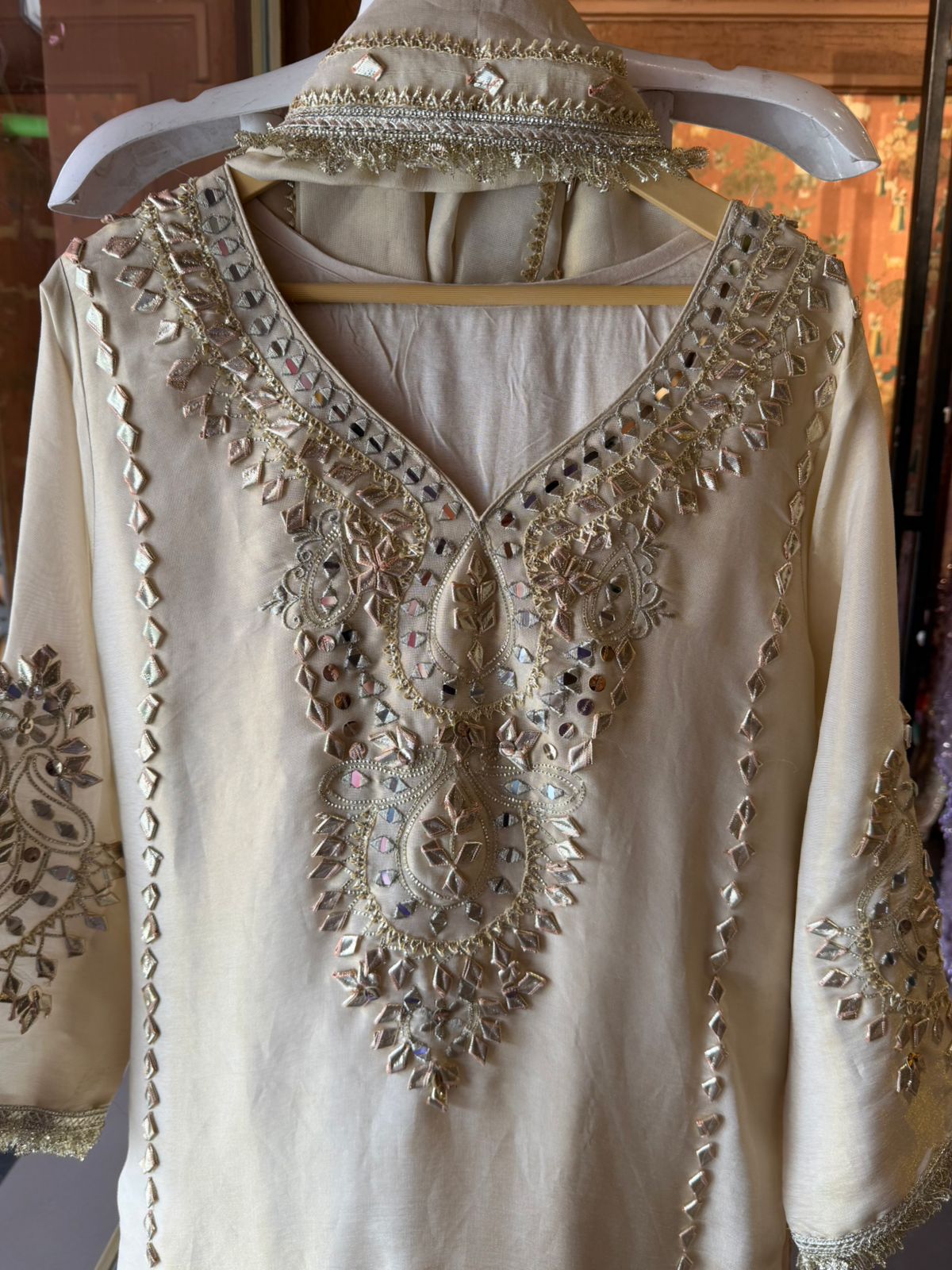 Beautiful cream-colored ethnic set