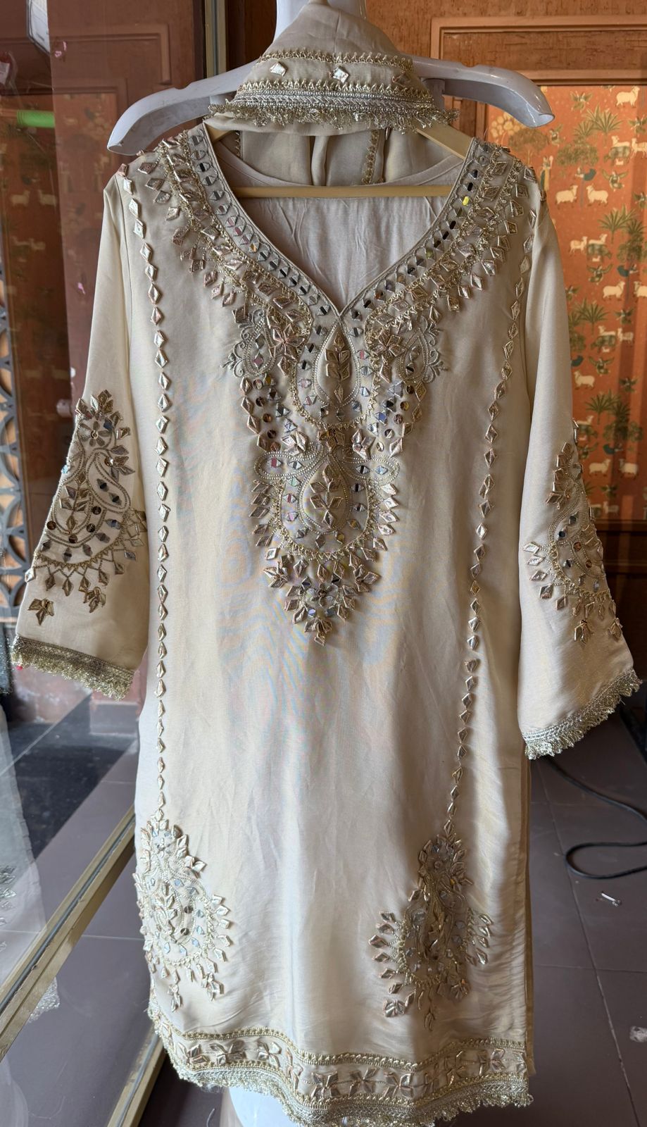 Beautiful cream-colored ethnic set