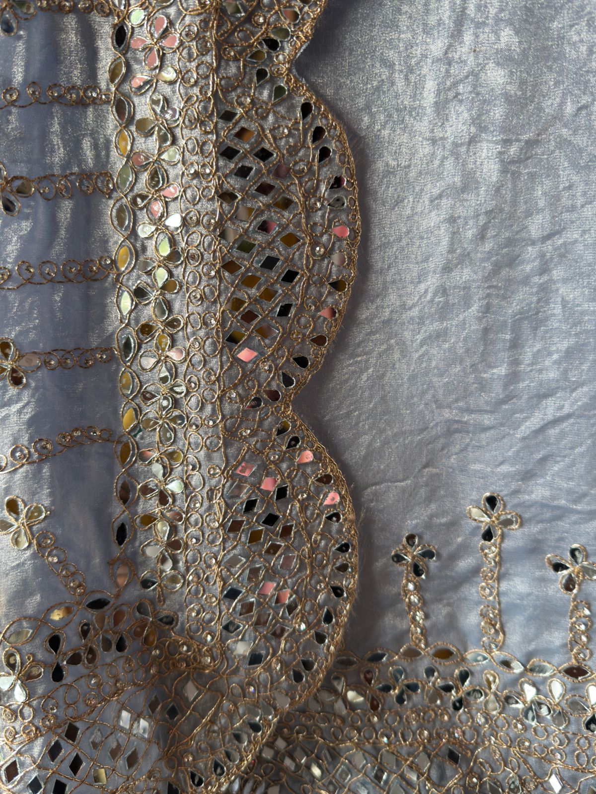 Pure glass tissue shirt