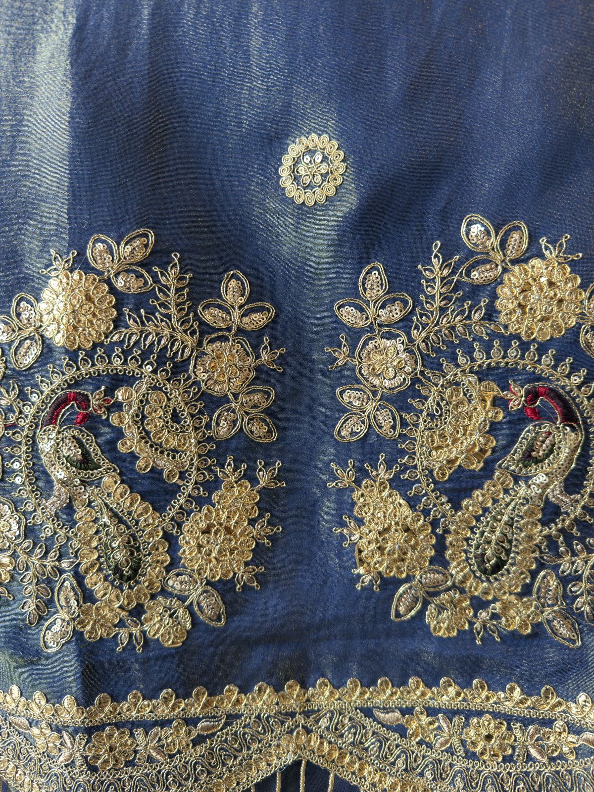 Traditional ethnic suit On Shimmer