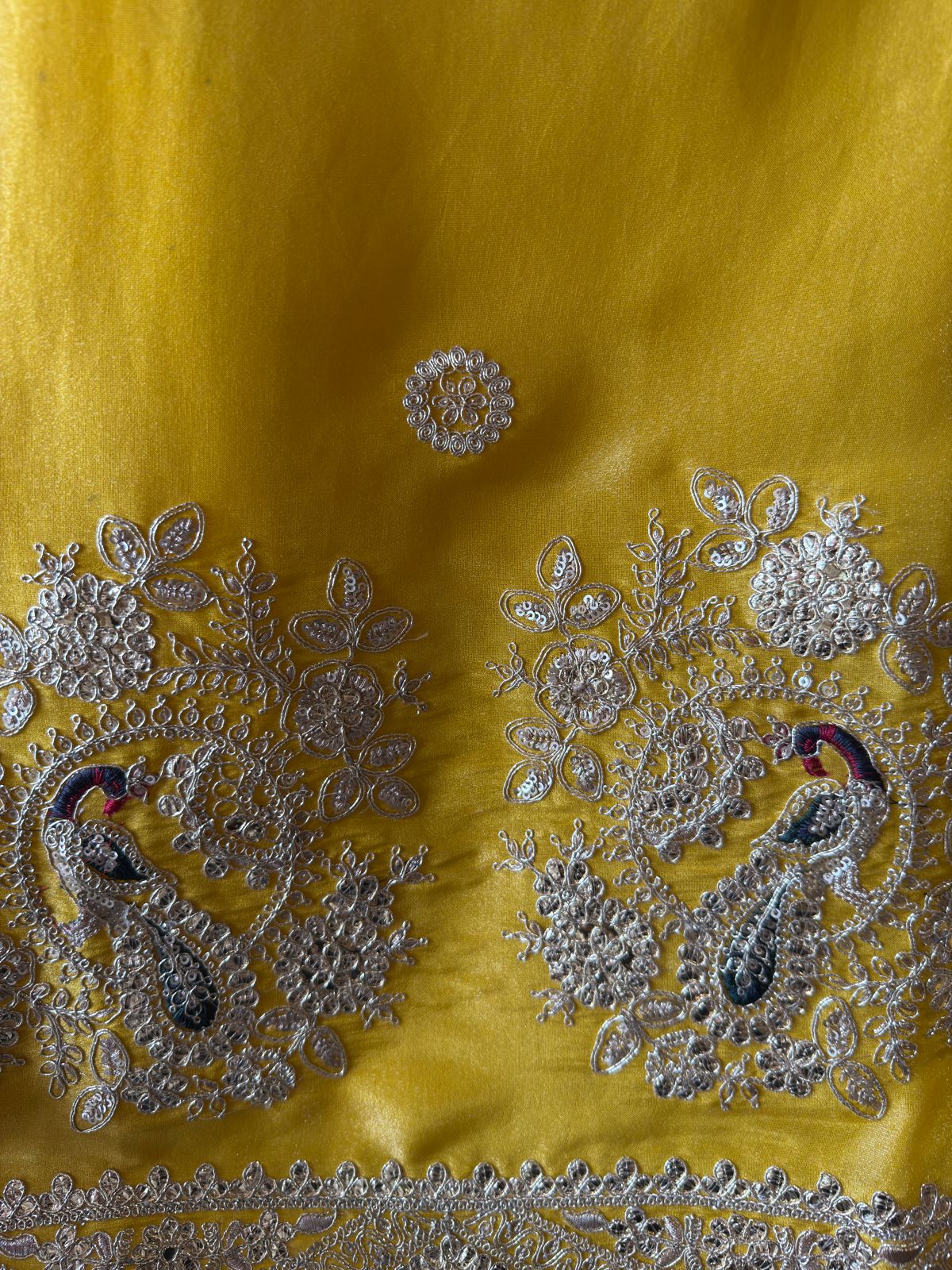 Traditional ethnic suit On Shimmer