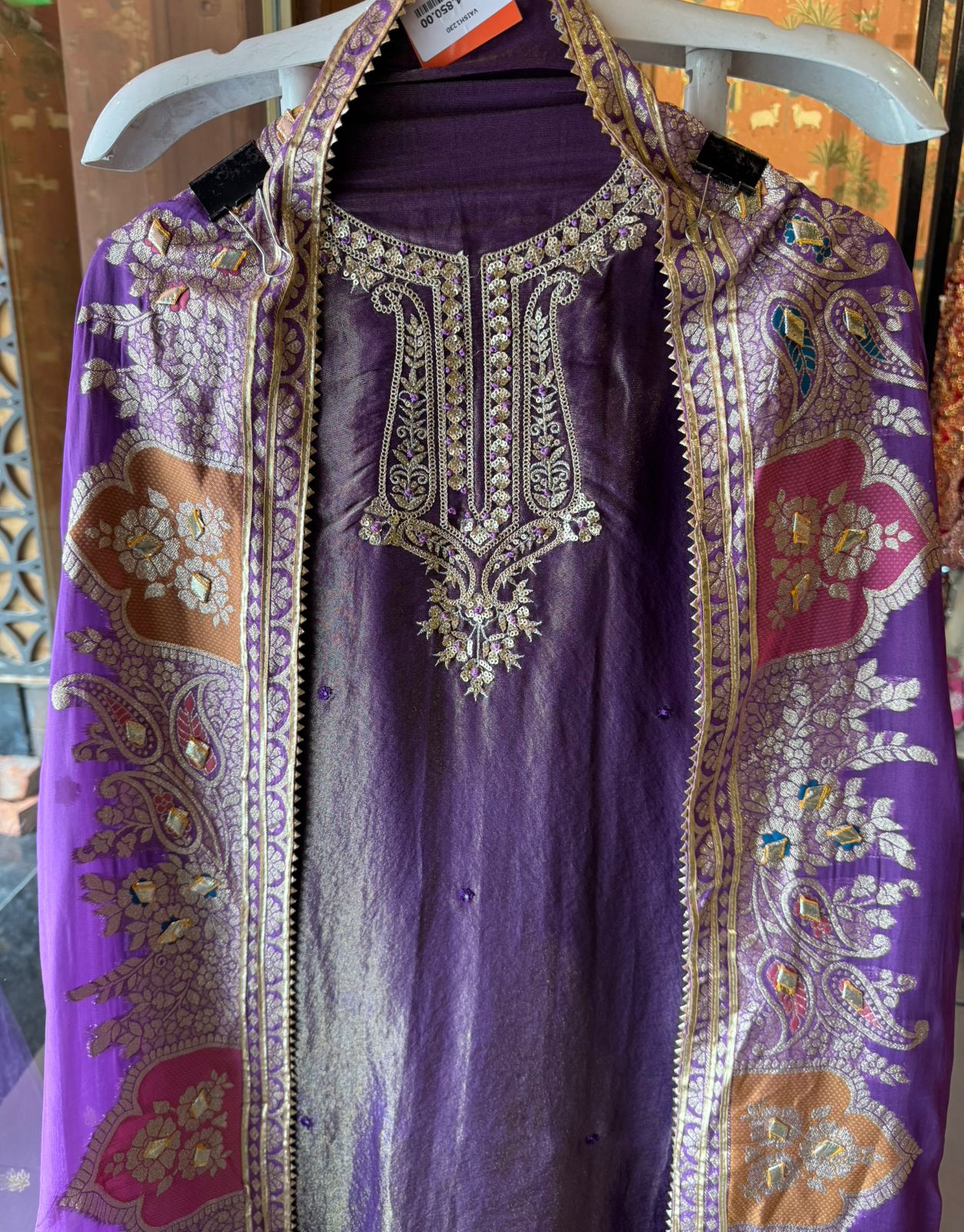 Pure 100% soft  tissue Unstitched shirt