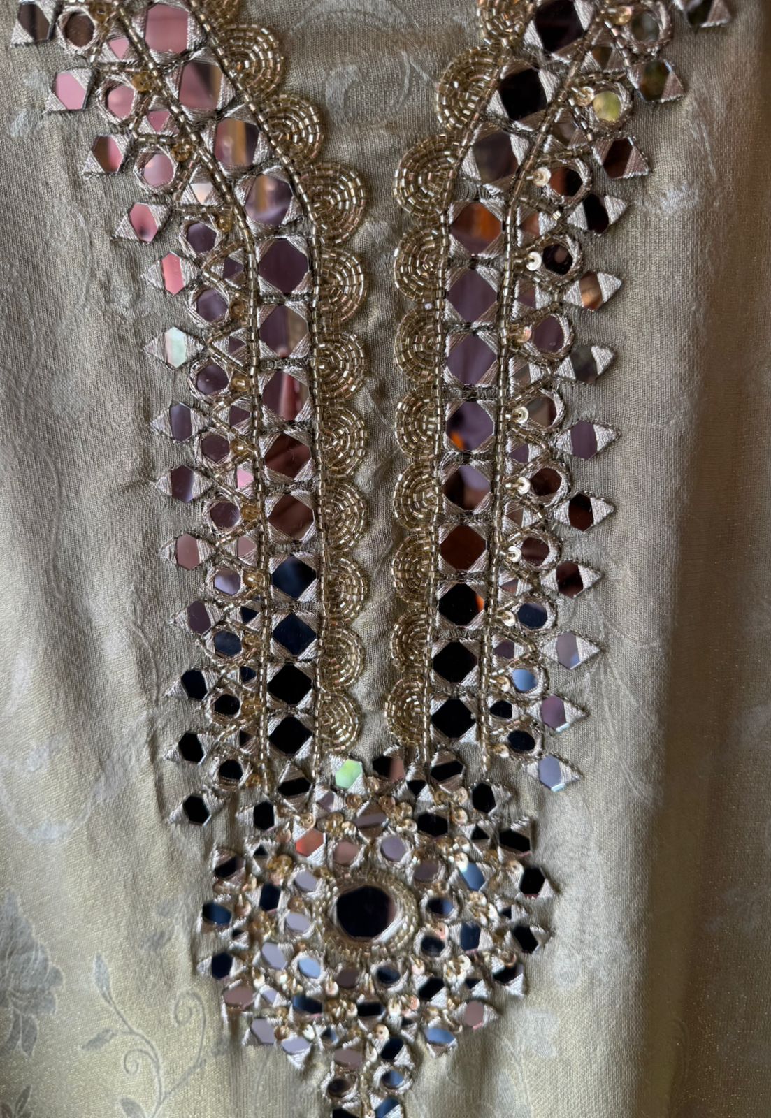 Shimmer self weaved unstitched shirt