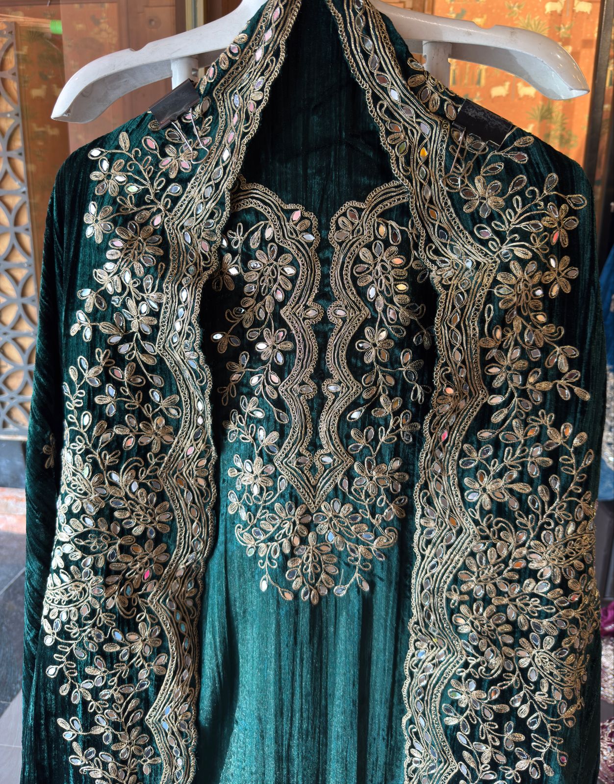 Crushed Velvet Unstitched Suits