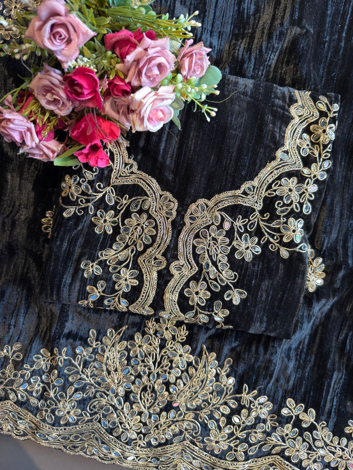 Crushed Velvet Unstitched Suits