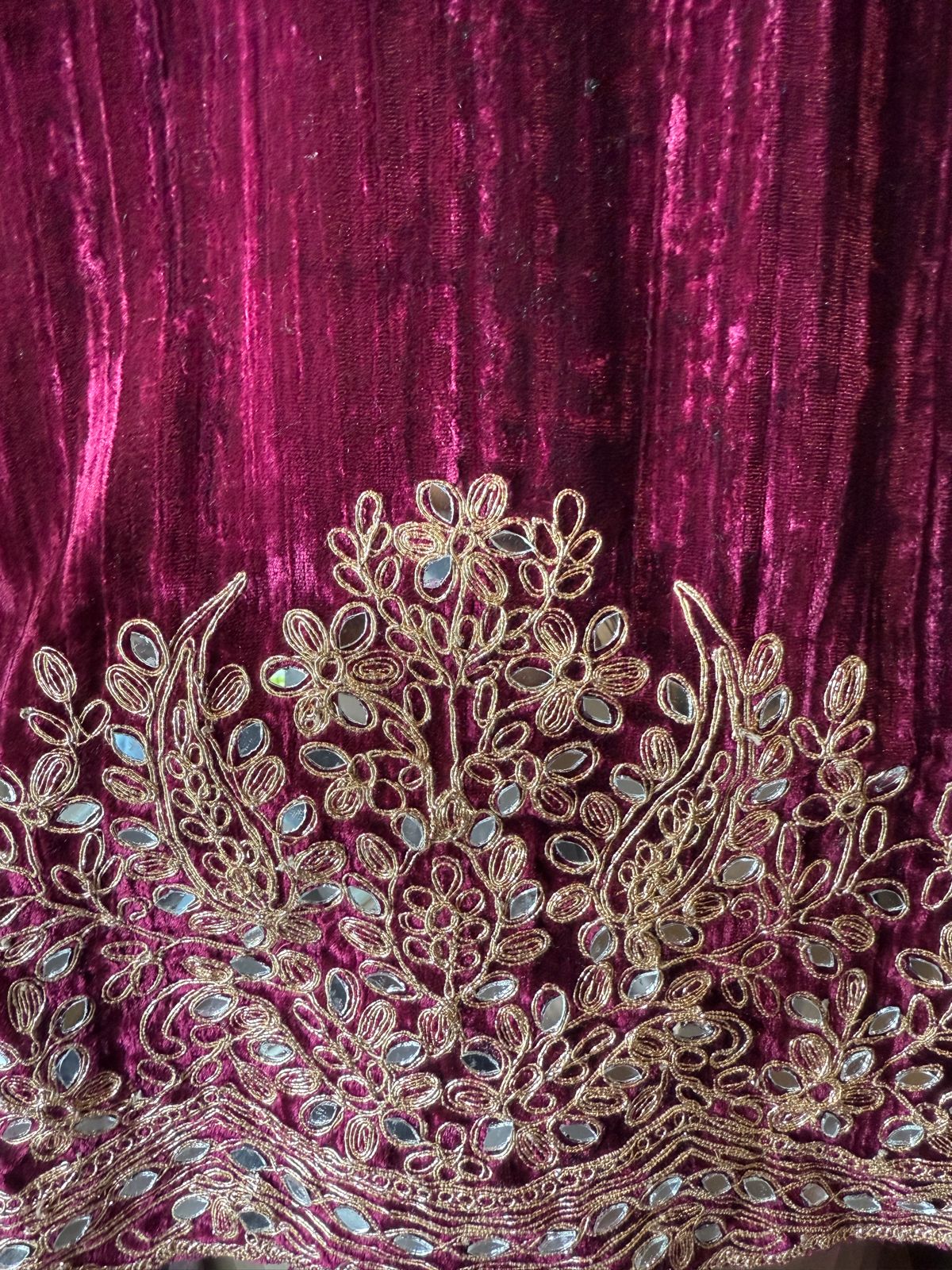 Crushed Velvet Unstitched Suits