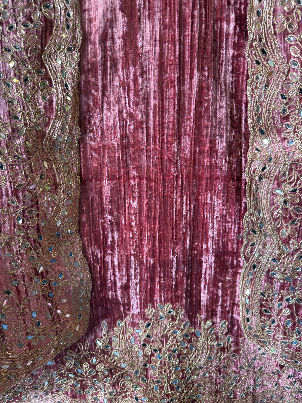 Crushed Velvet Unstitched Suits