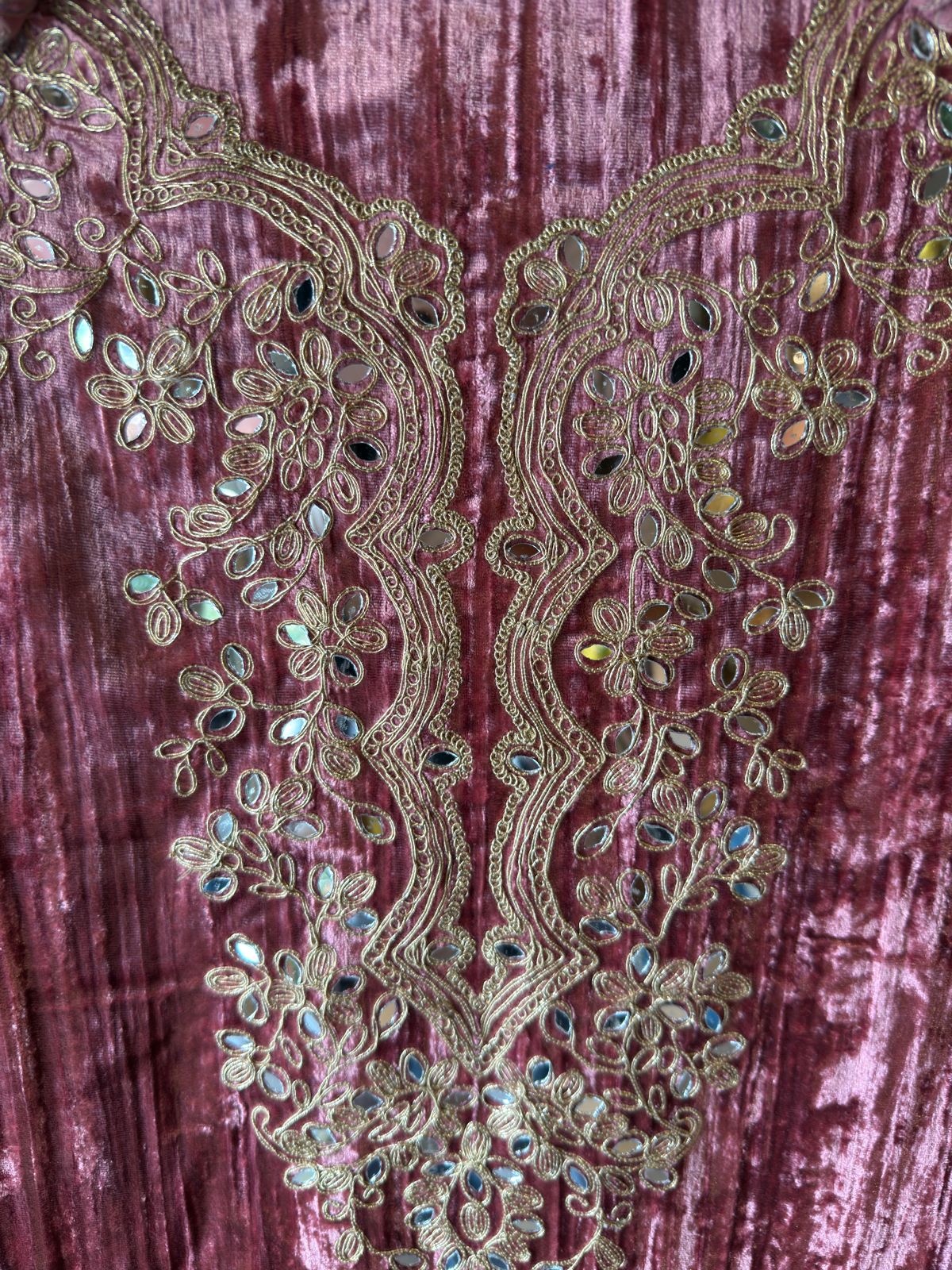 Crushed Velvet Unstitched Suits