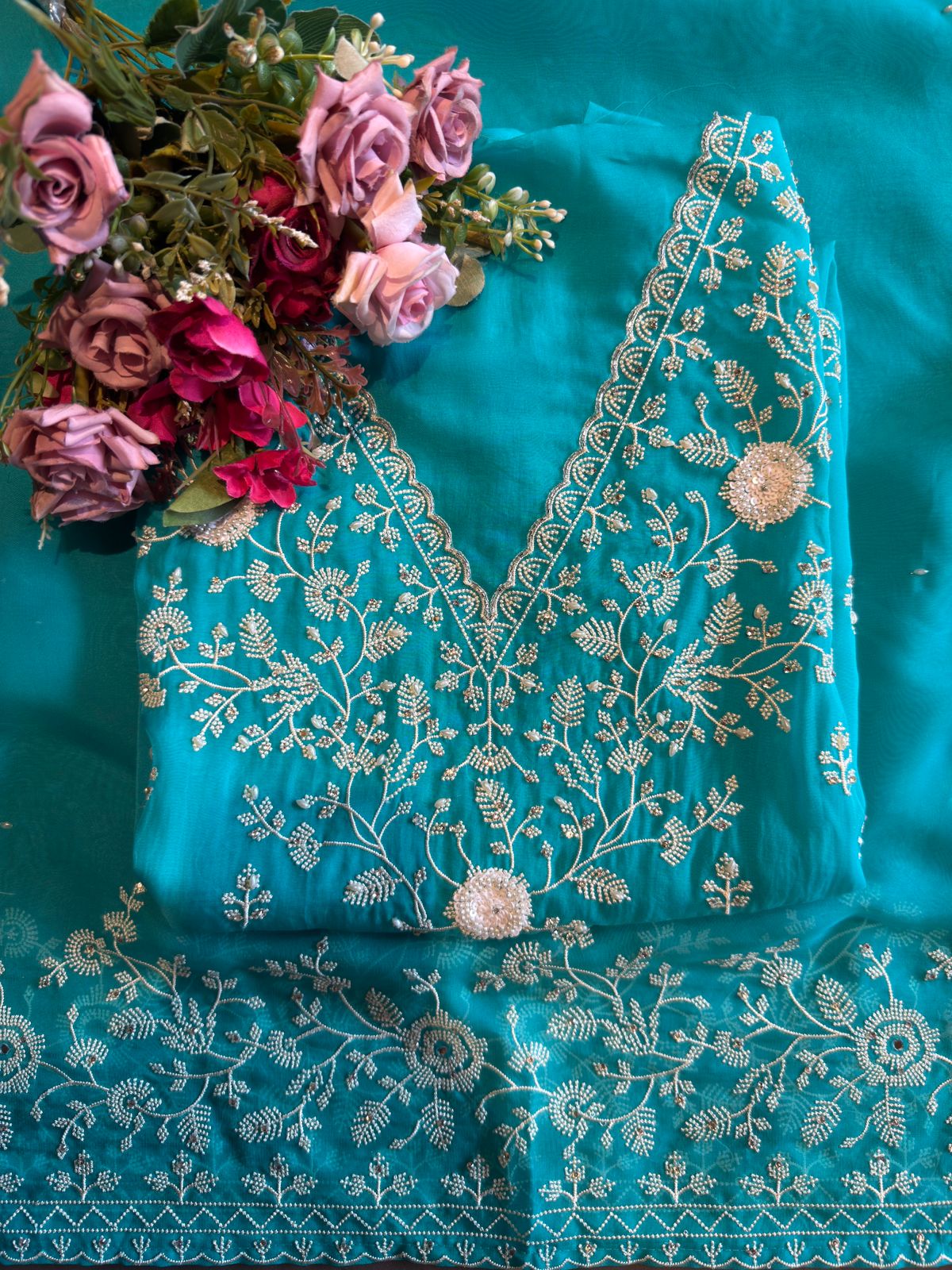 Light semi formal Organza Unstitched Suits