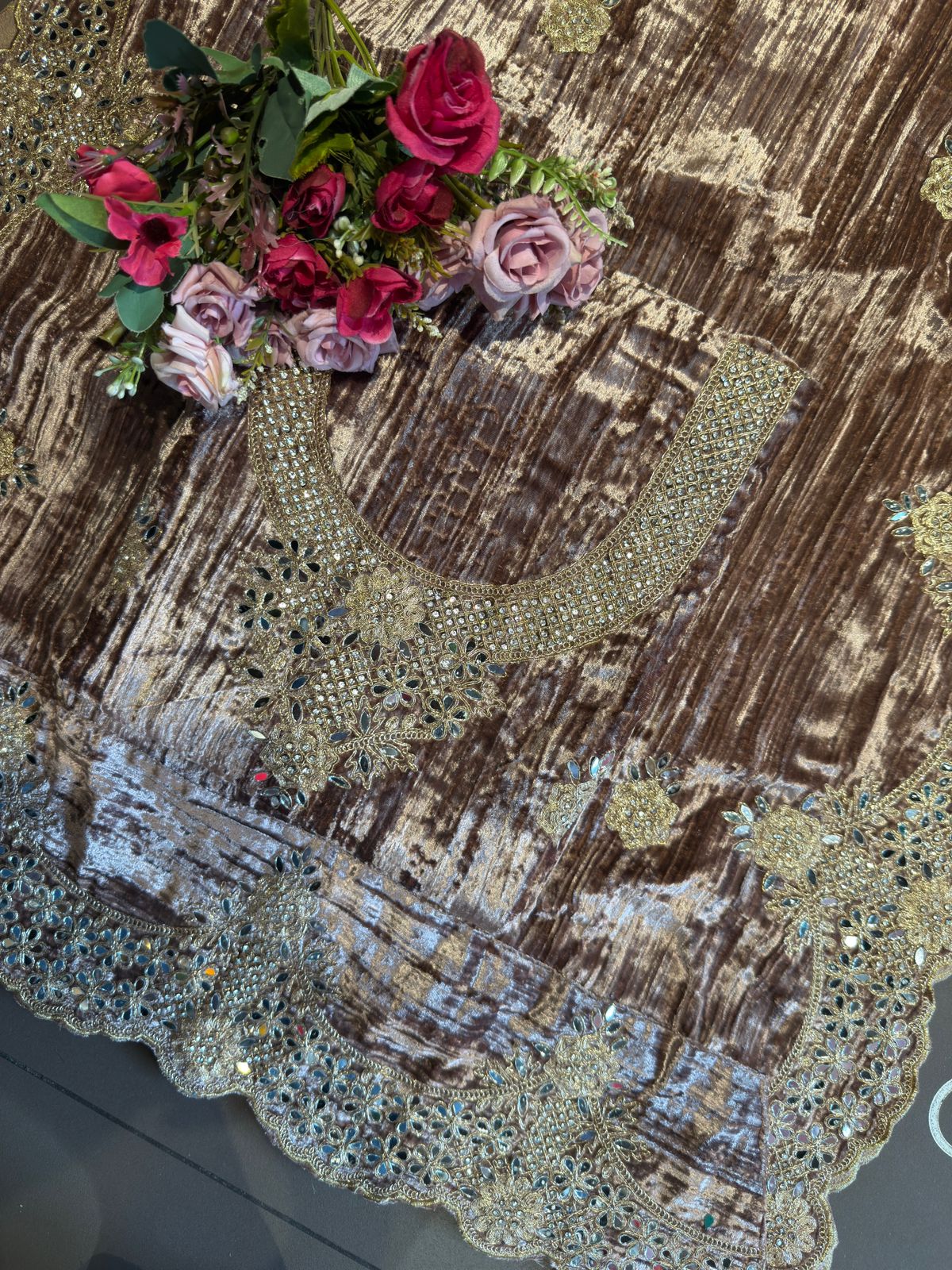 Crushed velvet Unstitched Suit sets