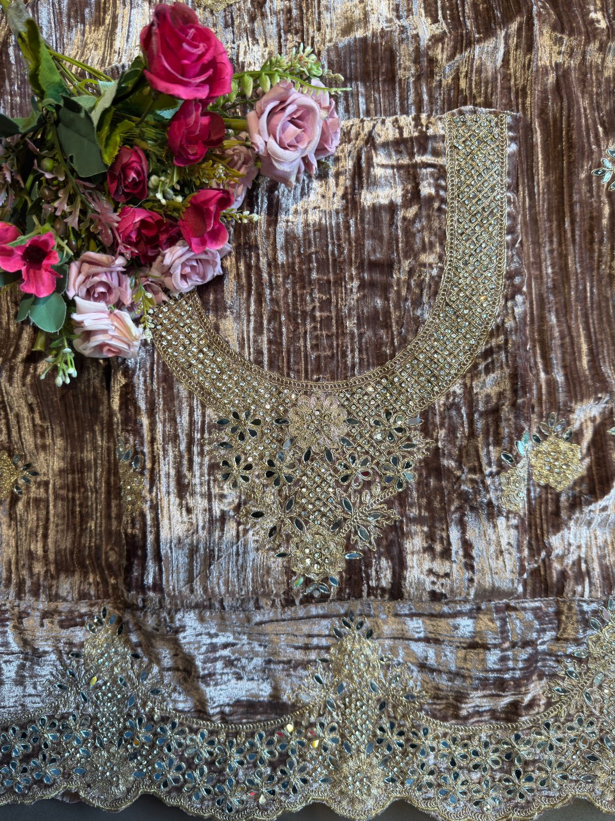 Crushed velvet Unstitched Suit sets