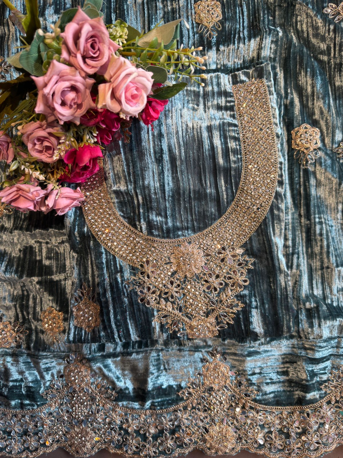 Crushed velvet Unstitched Suit sets