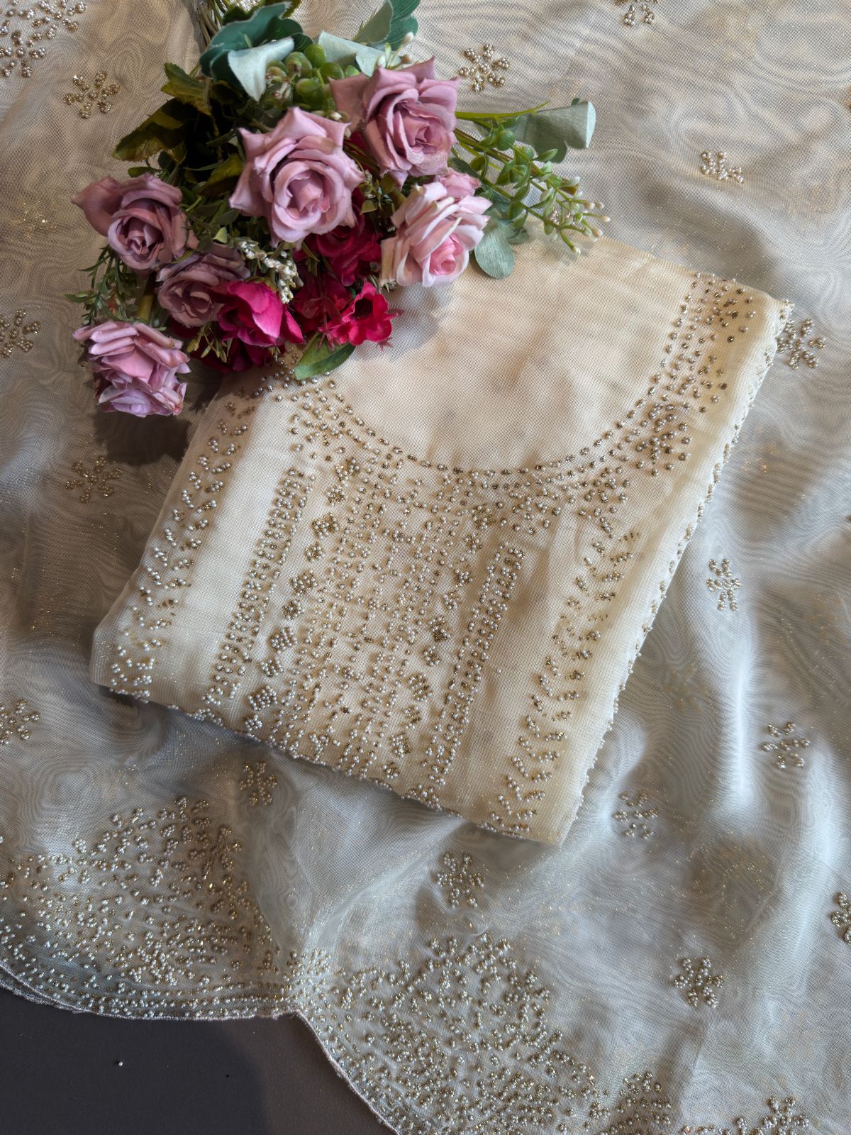 Off-white traditional ensemble