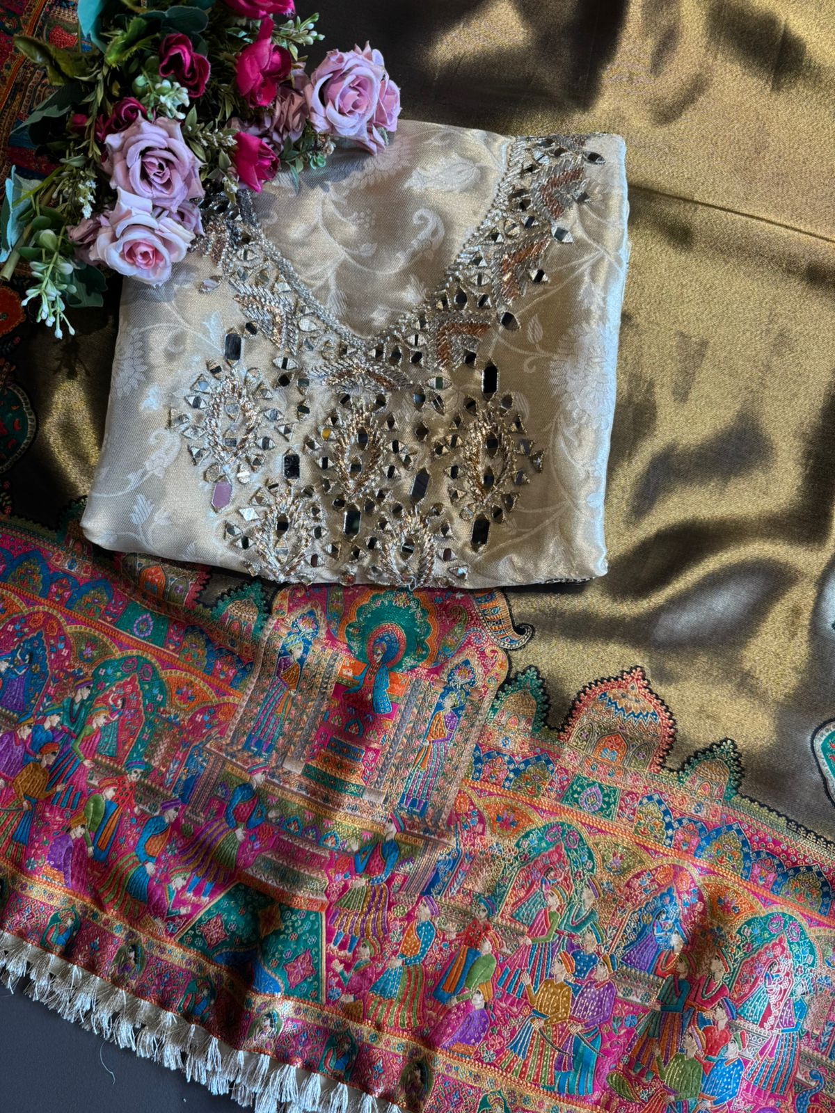 Giraffe Tissue Luxe Suit