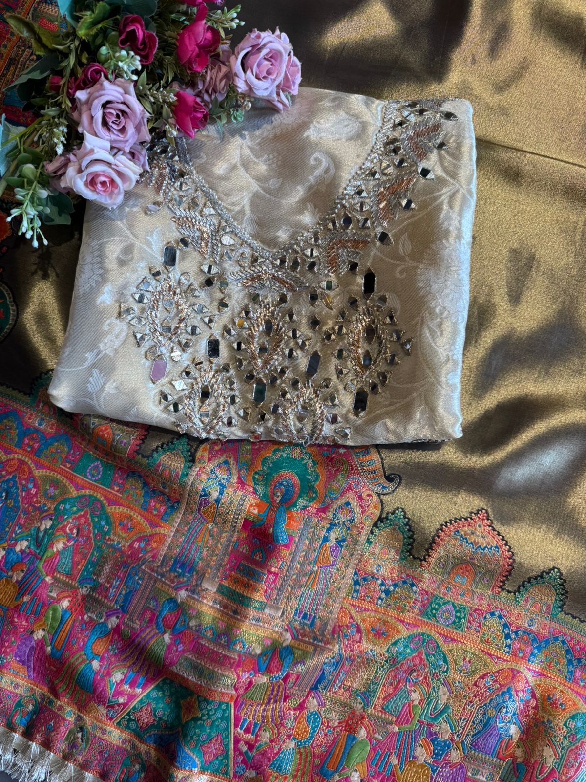 Giraffe Tissue Luxe Suit