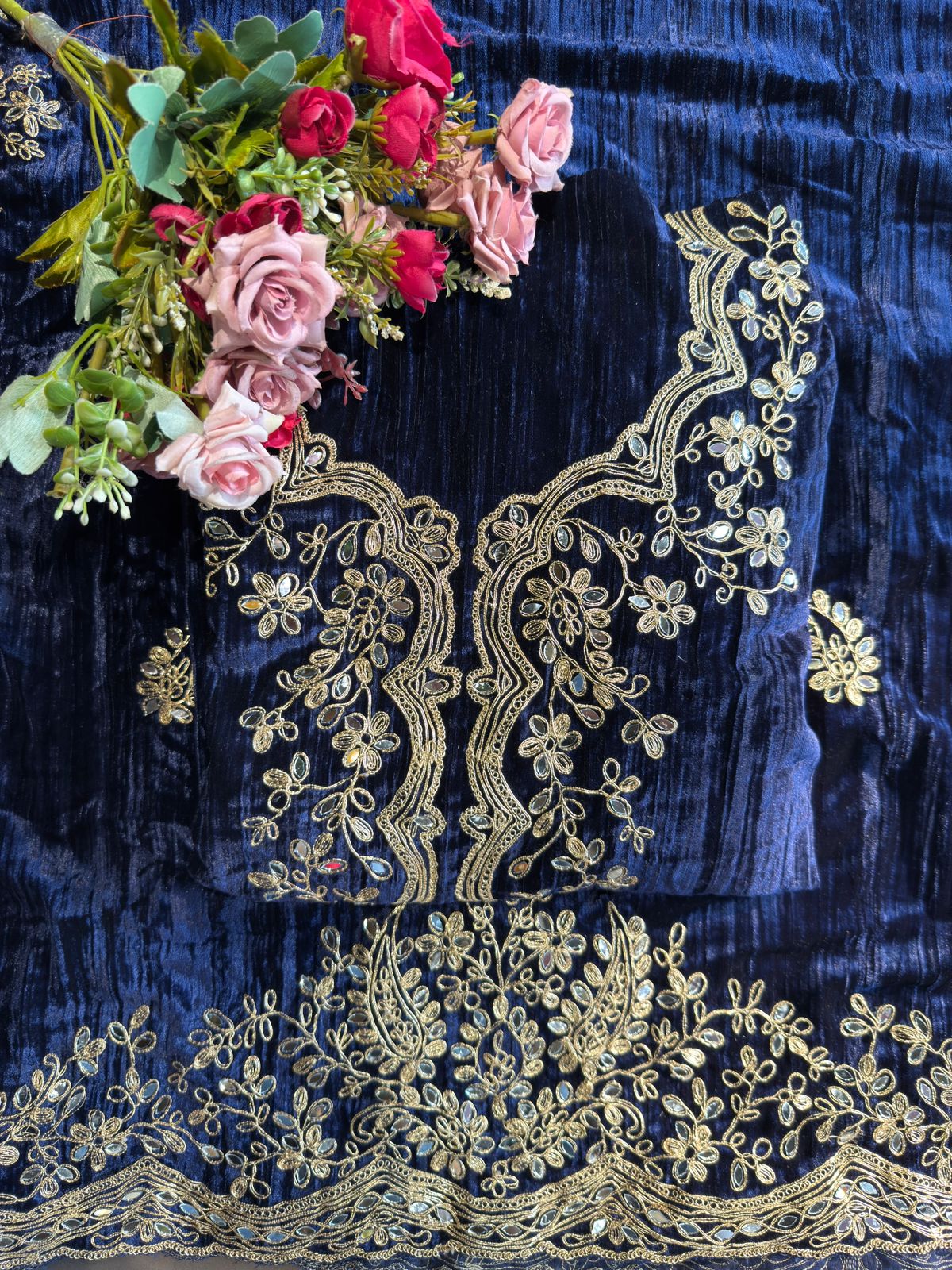 Crushed Velvet Unstitched Suits