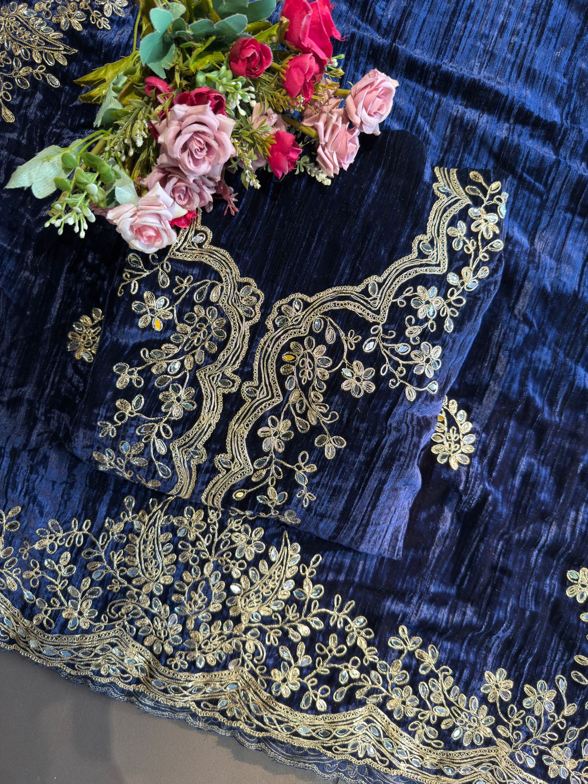 Crushed Velvet Unstitched Suits