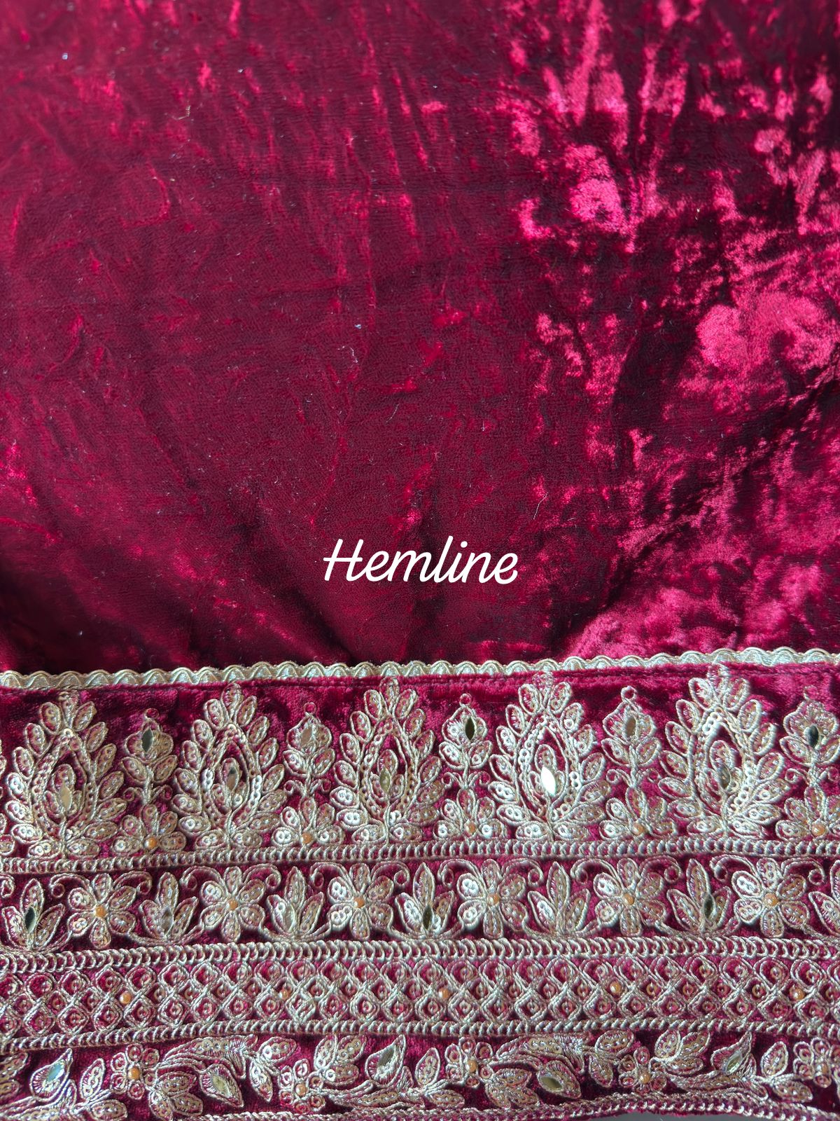 VELVET LONG DRESSES WITH SIDE SLITS