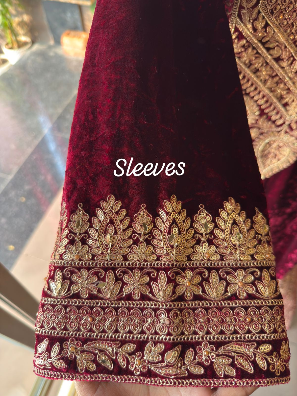 VELVET LONG DRESSES WITH SIDE SLITS