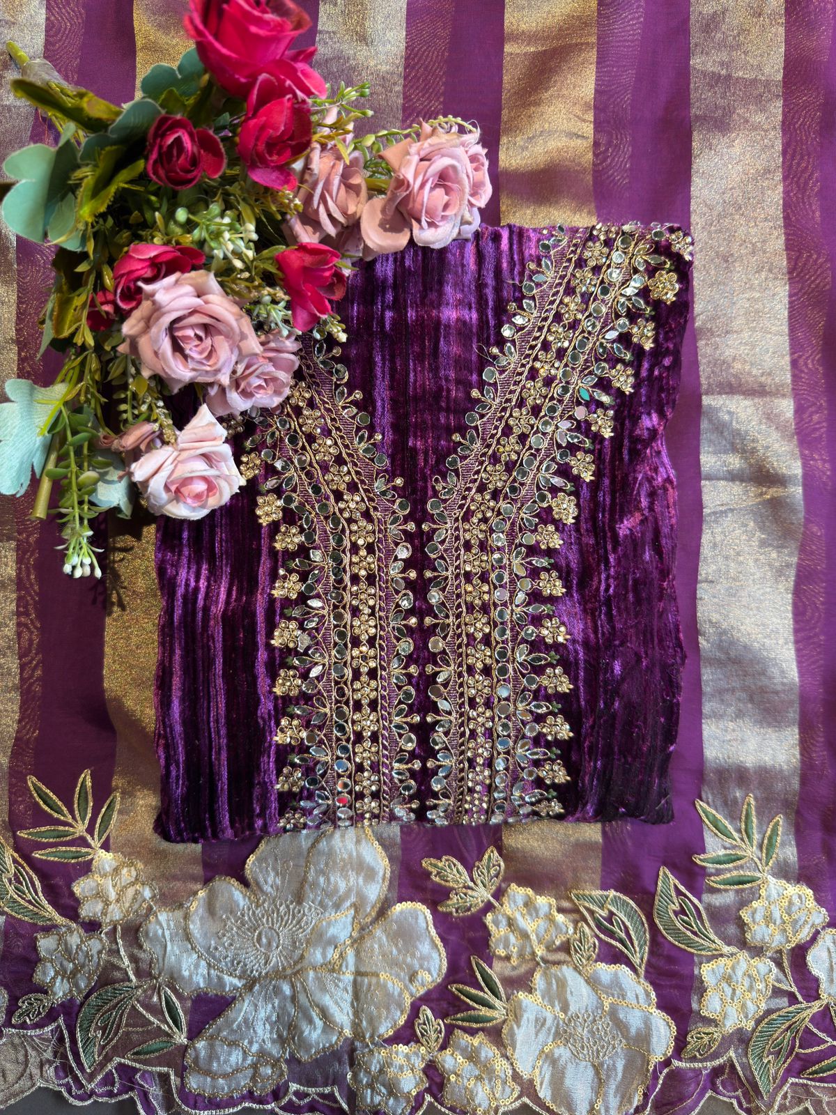 Embellished Velvet Floral Set