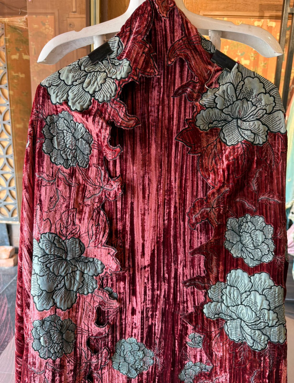 Crushed velvet Unstitched Suit