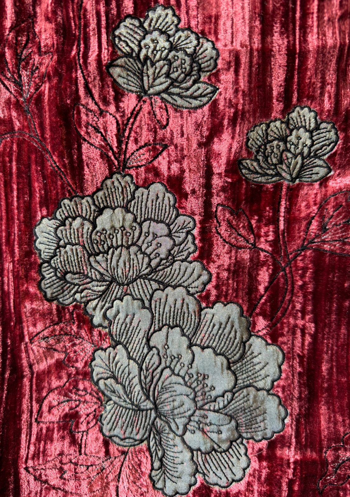 Crushed velvet Unstitched Suit