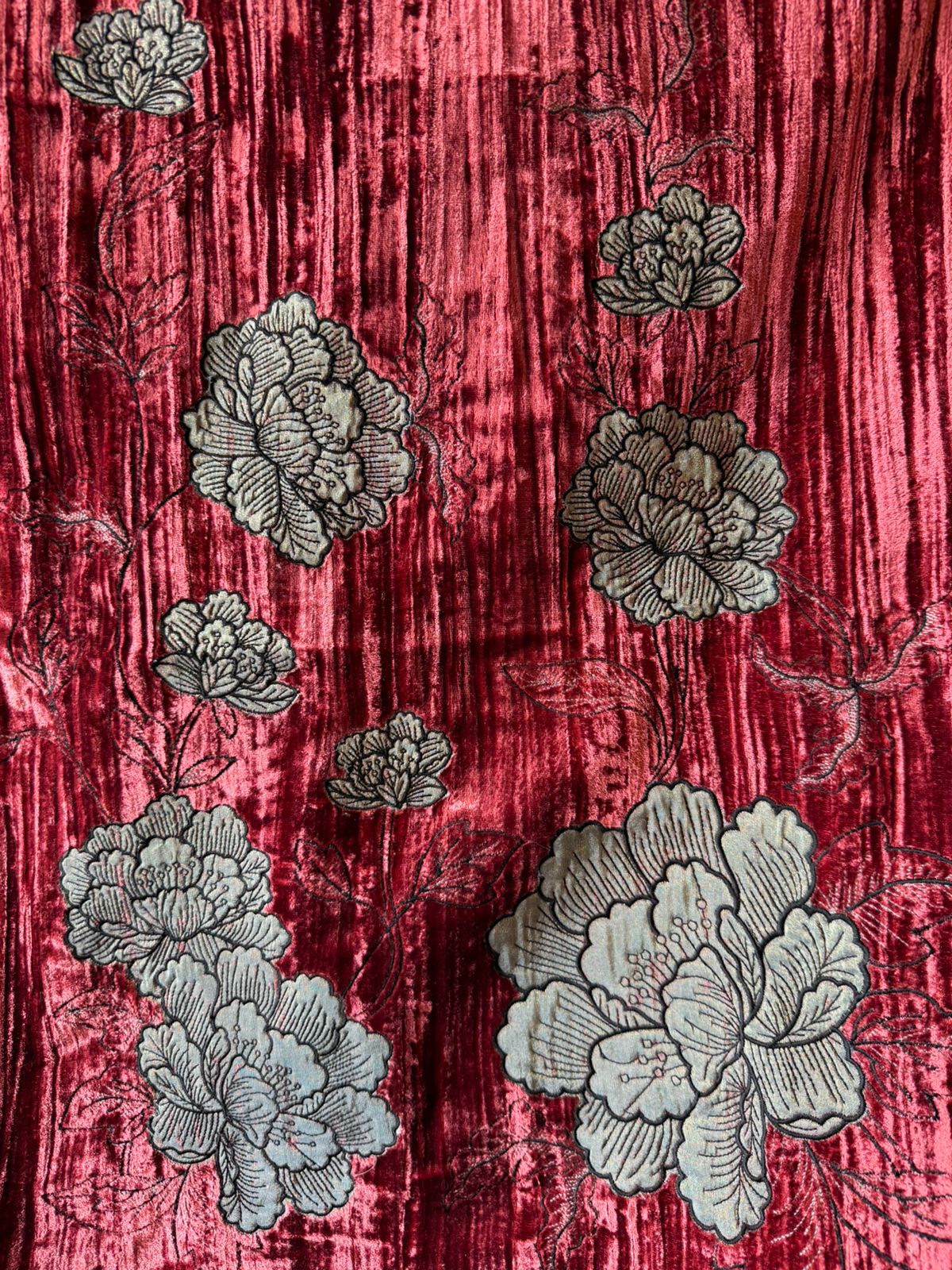 Crushed velvet Unstitched Suit