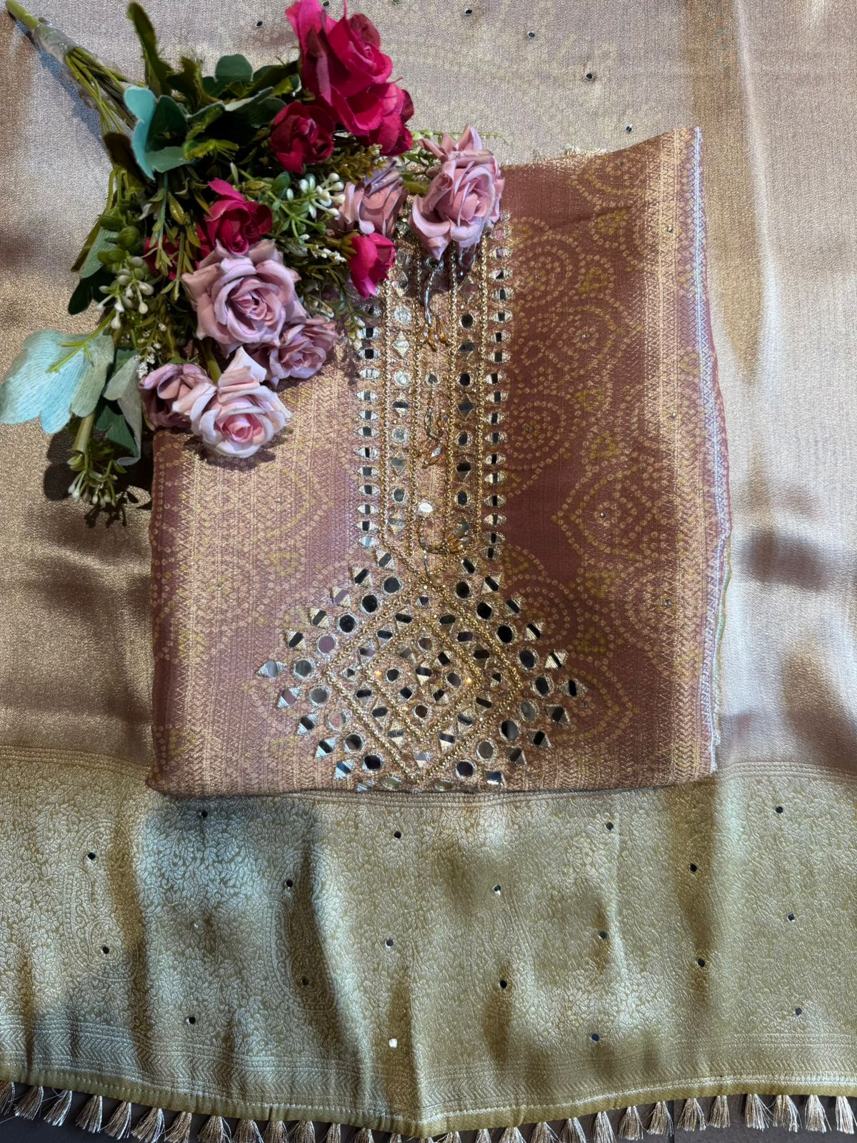 Bandhani Jacquard Unstitched Suit