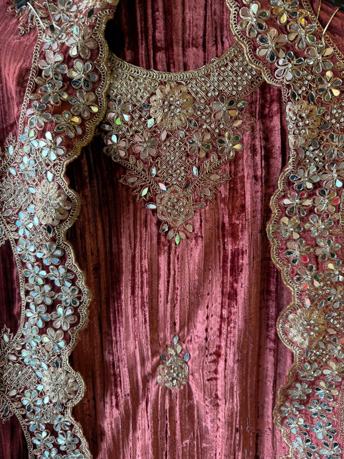 Crushed velvet Unstitched Suit