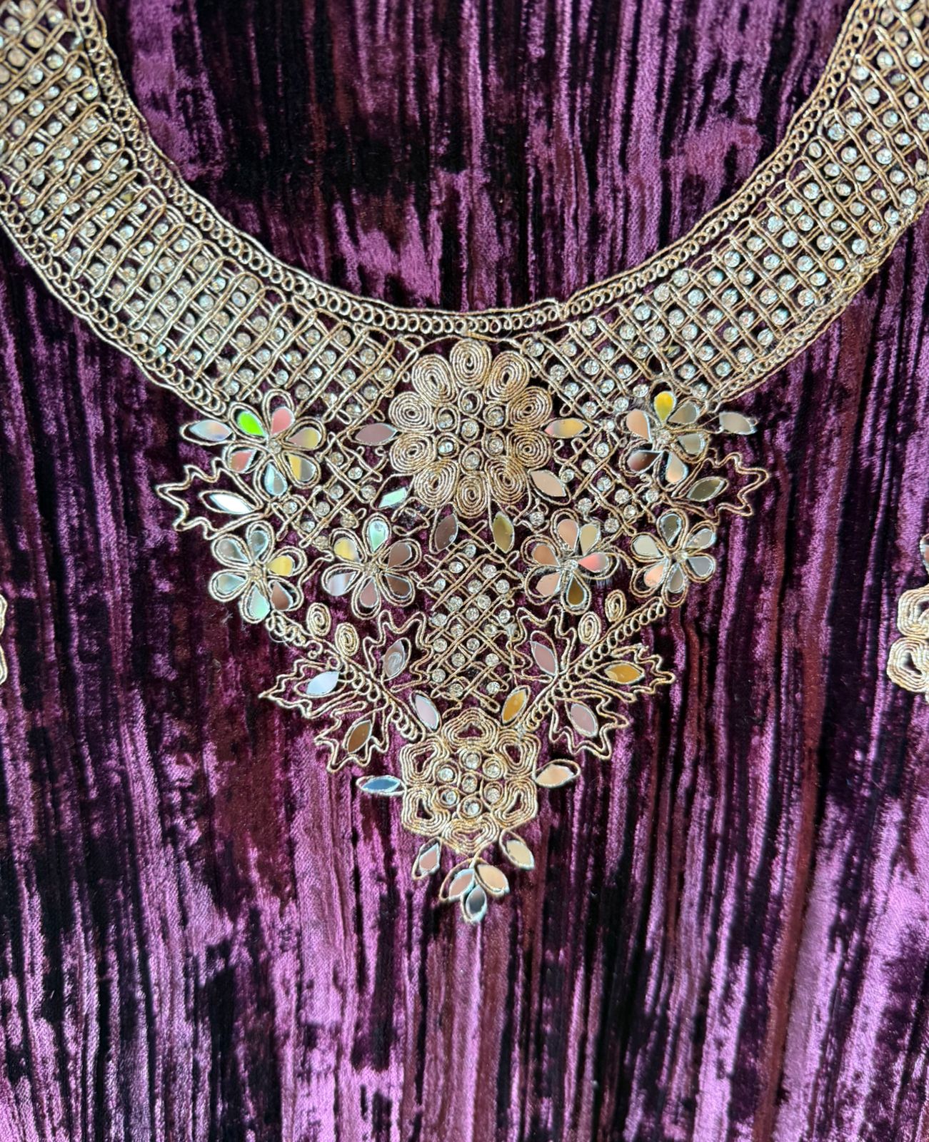 Crushed velvet Unstitched Suit