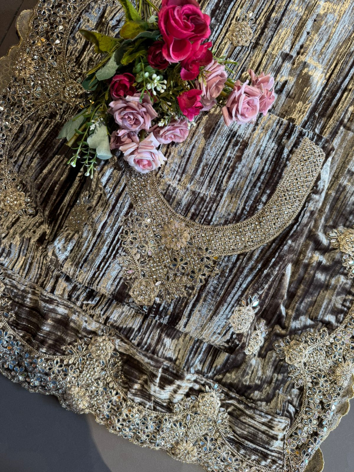 Crushed velvet Unstitched Suit