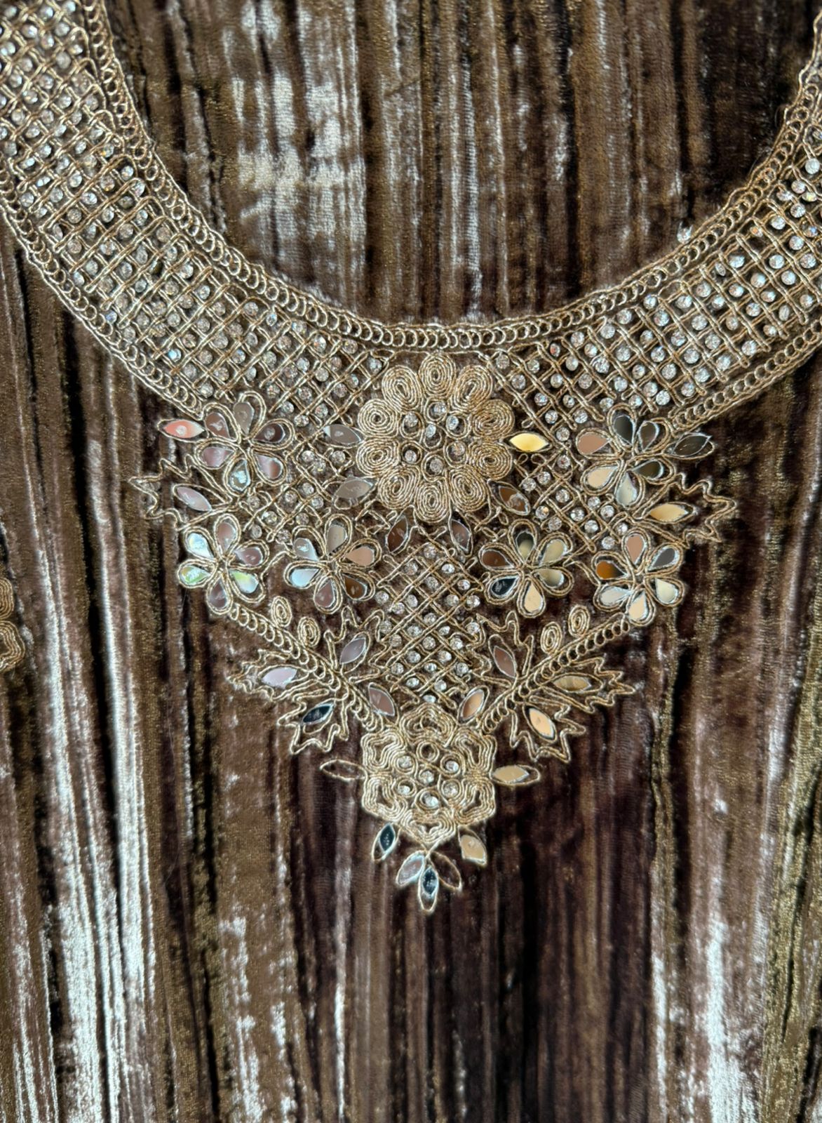 Crushed velvet Unstitched Suit