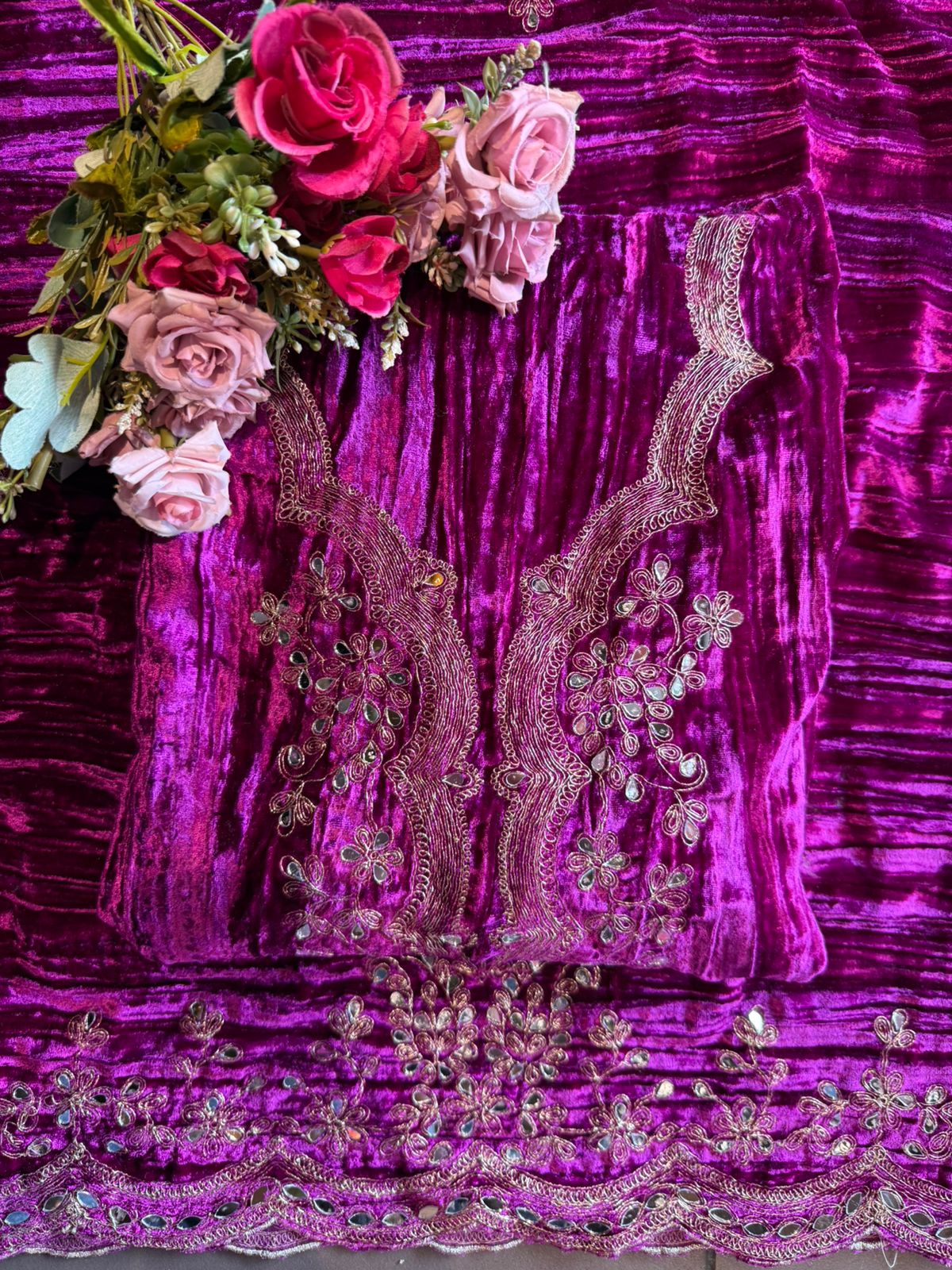 Crushed Velvet Unstitched Suits