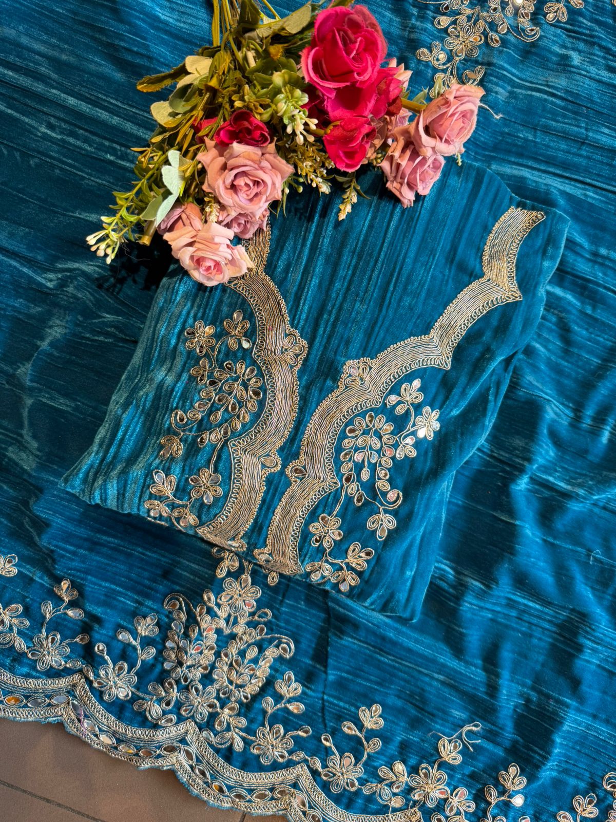 Crushed Velvet Unstitched Suits