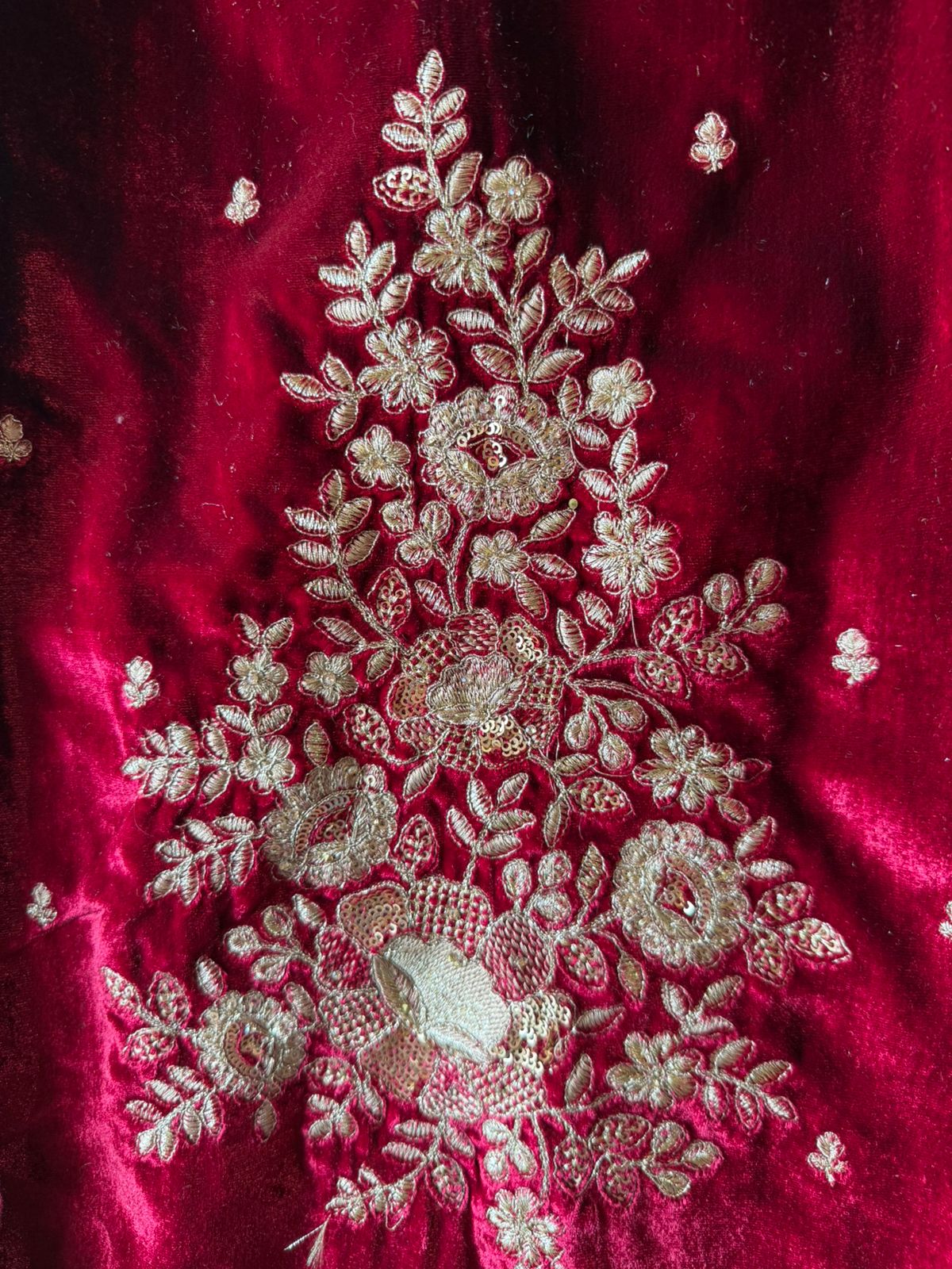 Rich velvet fabric Suit