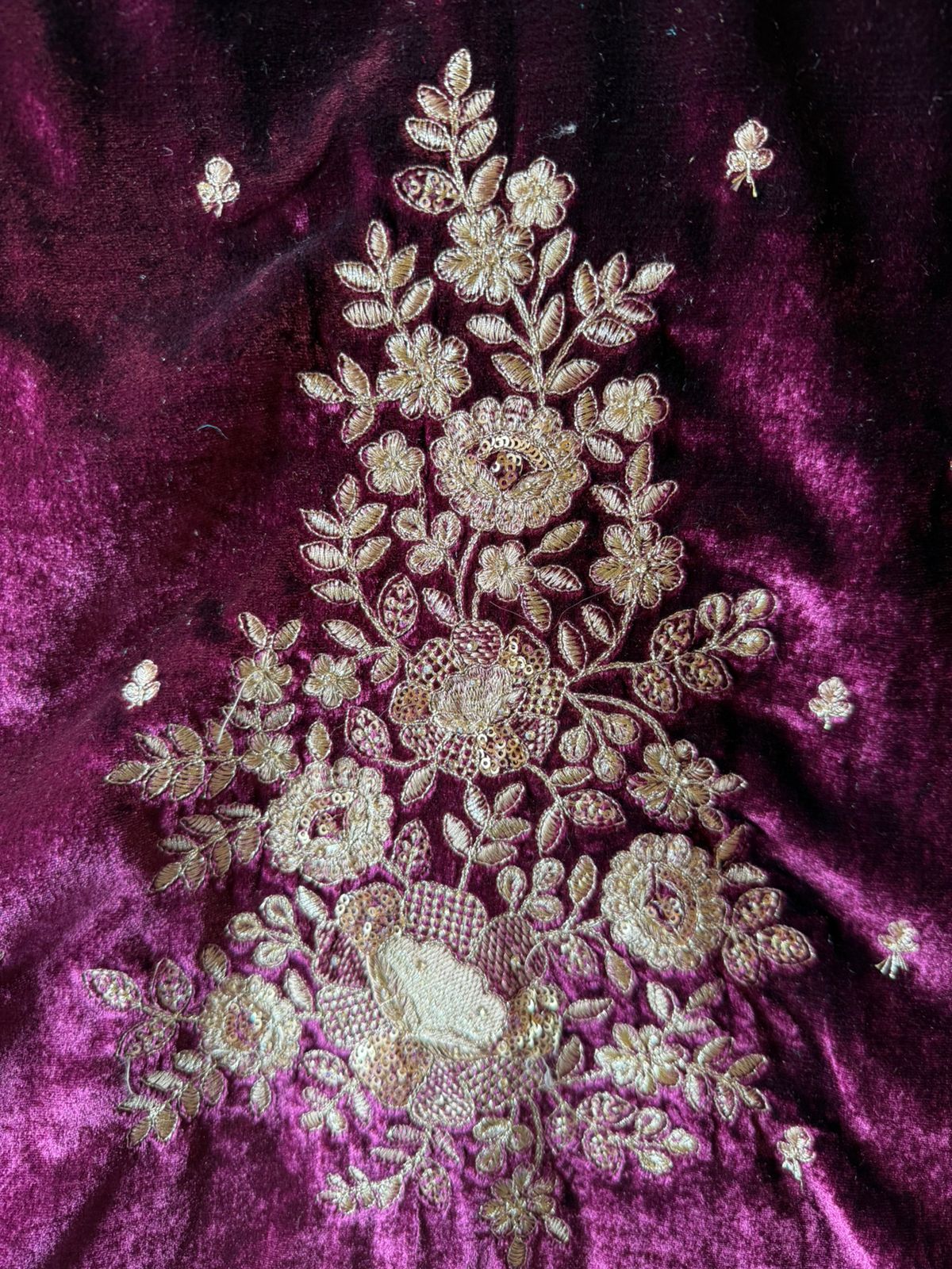 Rich velvet fabric Suit