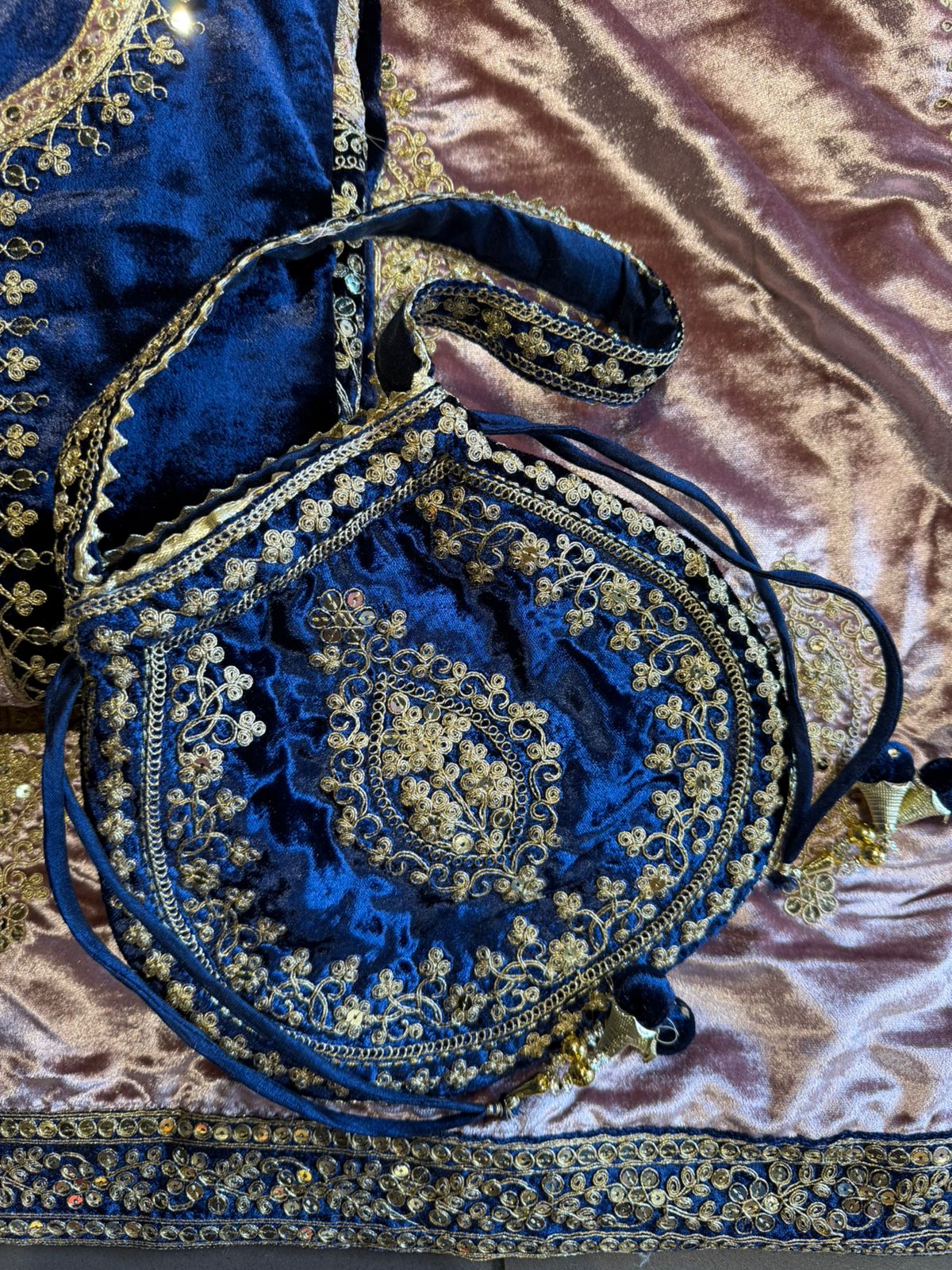 Plain silk velvet Unstitched suit