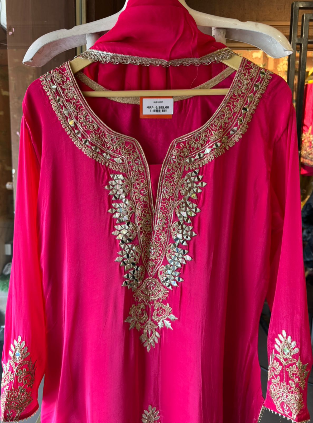 Pure crepe traditional suit